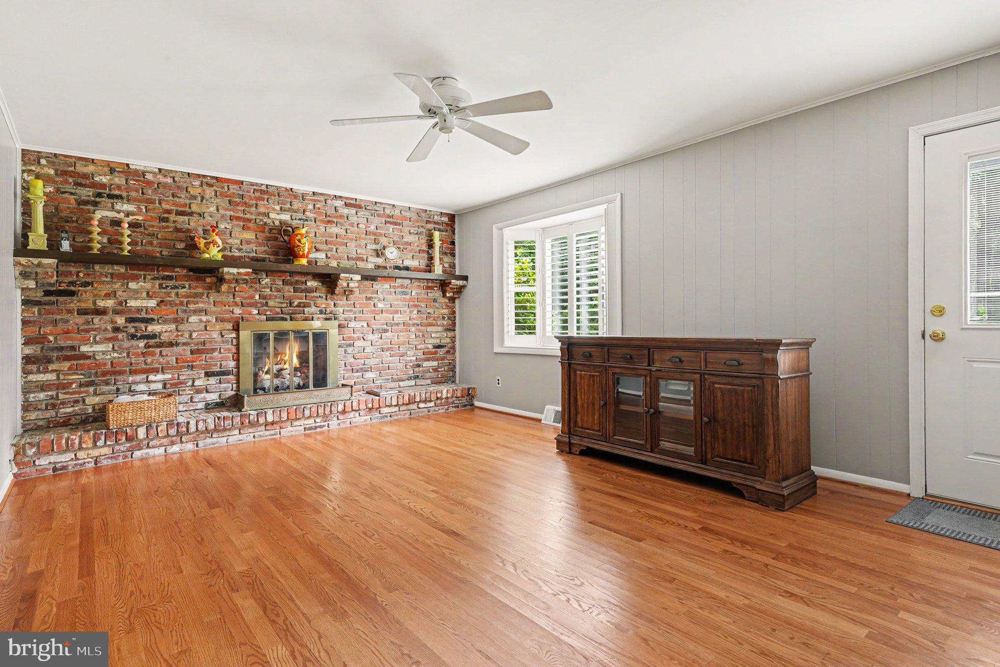 MAPLE GLEN - Residential