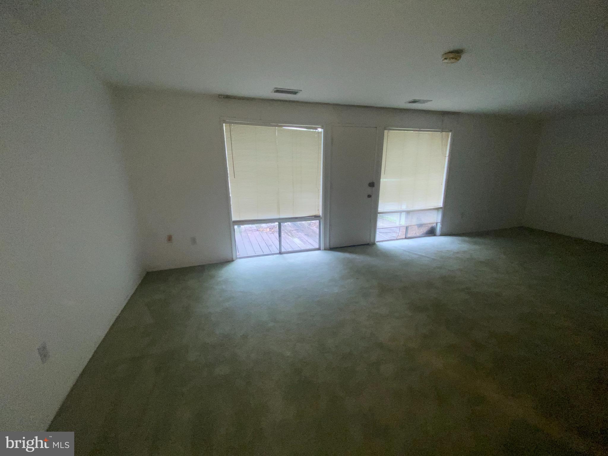 OXON HILL - Residential