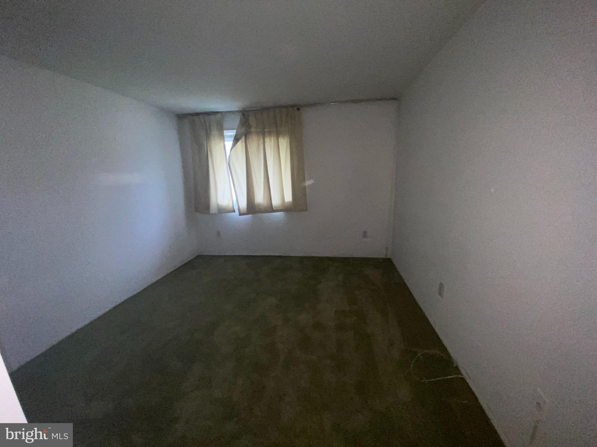 OXON HILL - Residential