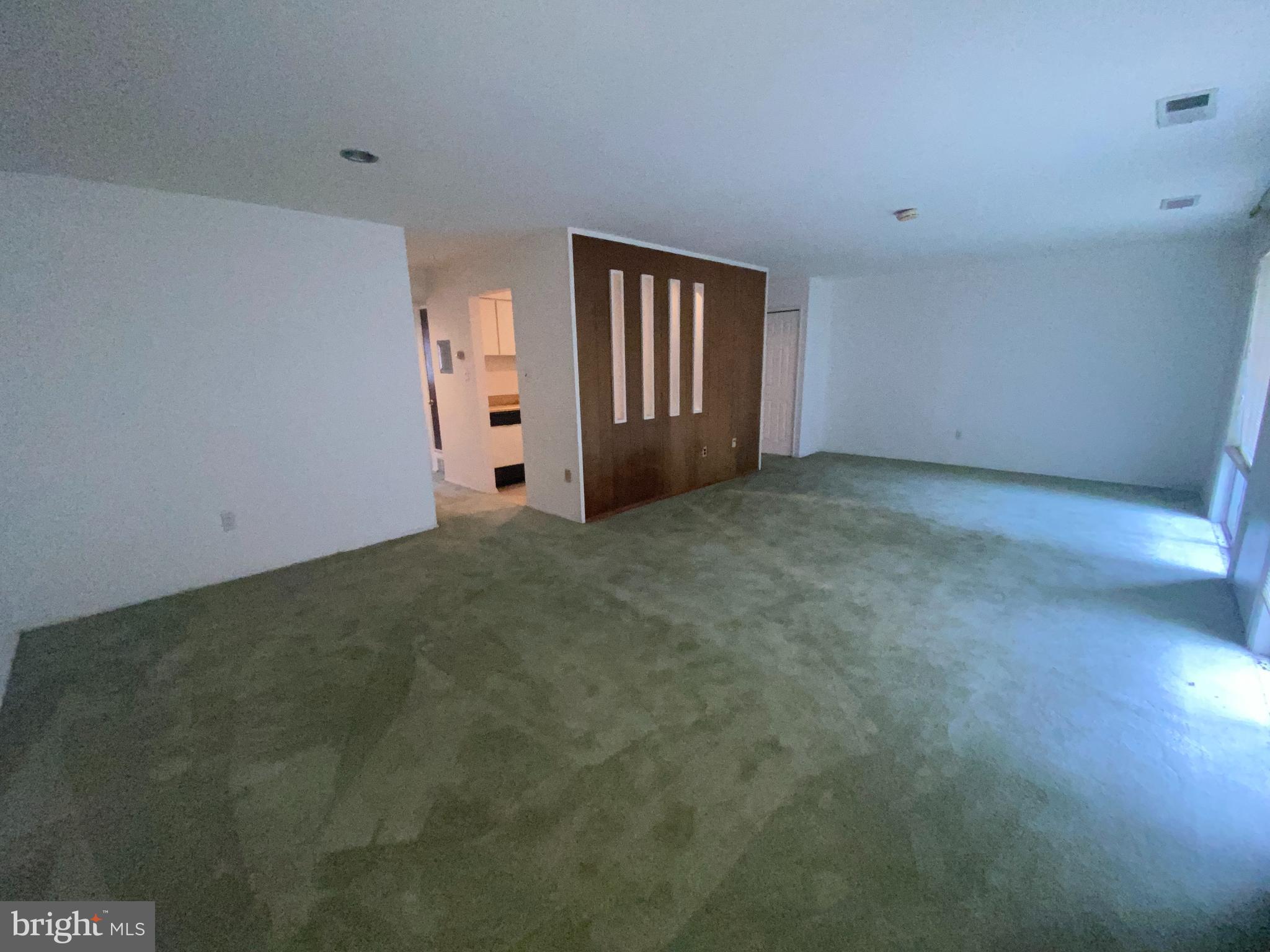 OXON HILL - Residential