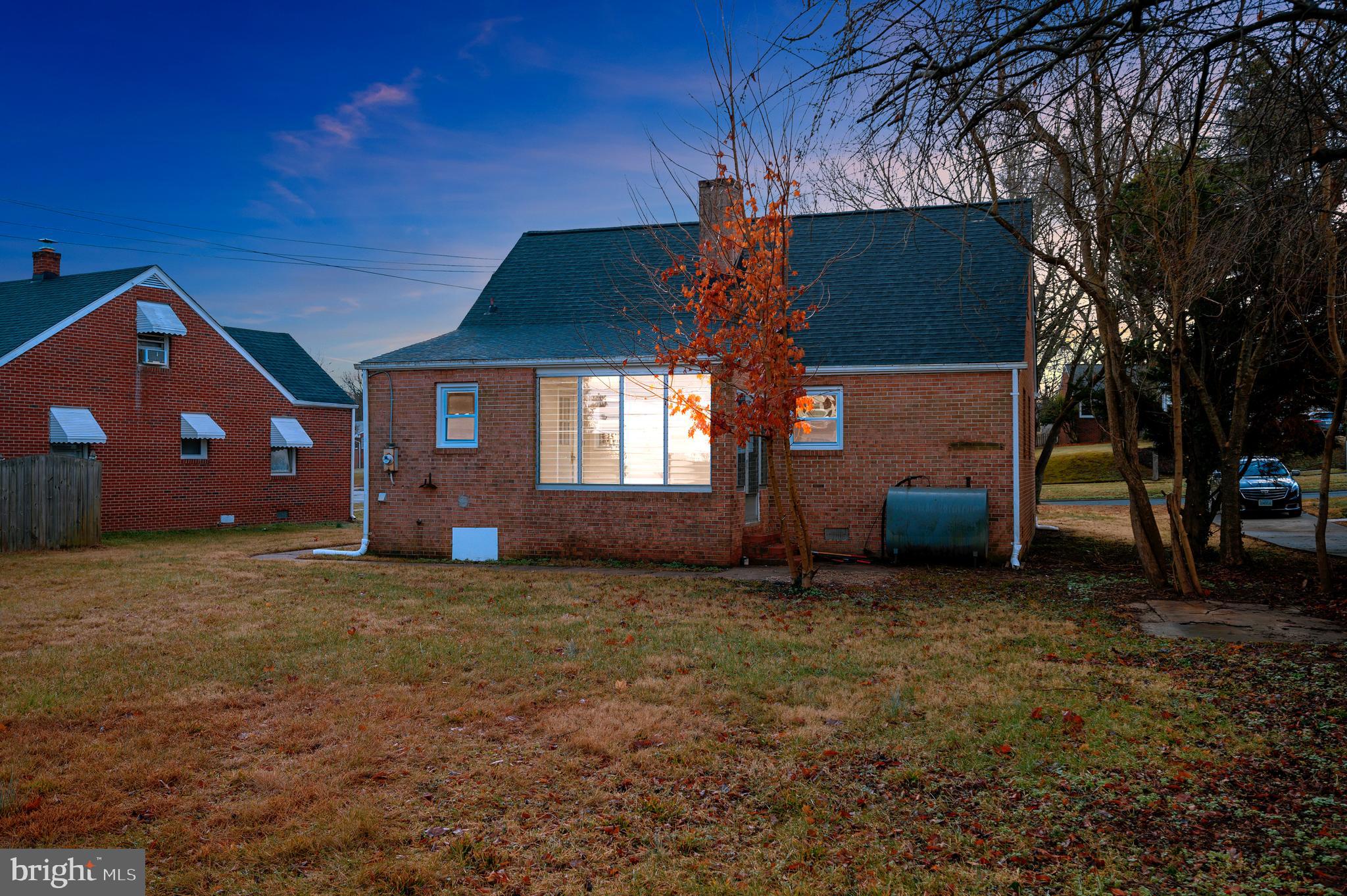 NORMANDY VILLAGE - Residential Lease