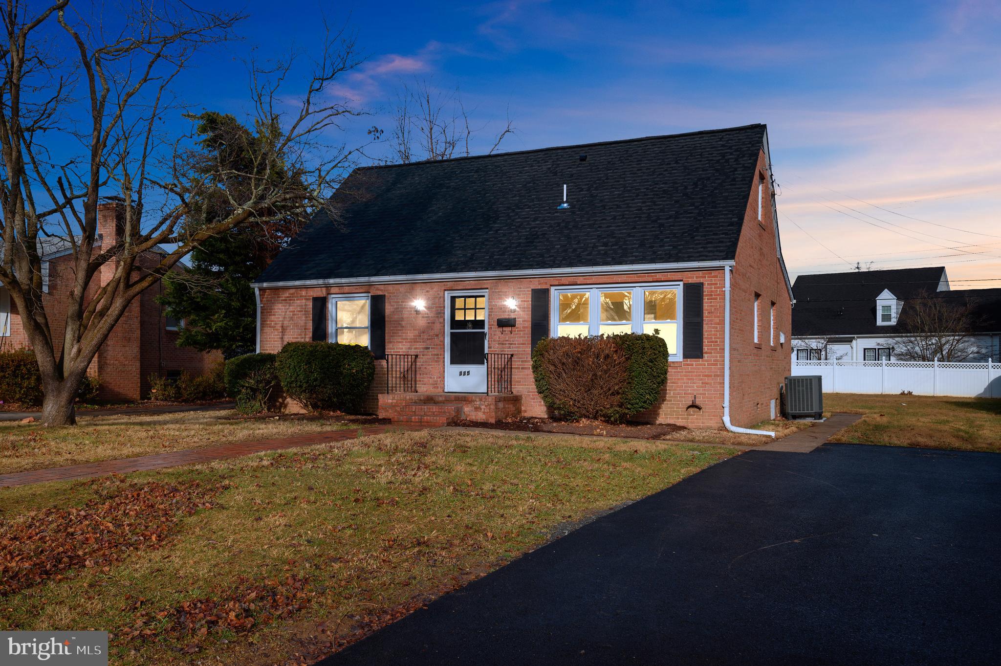Welcome to 335 Hanson Ave. ! Located one block over from the scenic Rappahannock River and just a few
blocks from Historic Downtown Fredericksburg, you'll enjoy all that the city has to offer. Recently update 4 bedroom, 2 bath home with neutral paint. The kitchen is bright and airy with crisp white cabinets,
granite countertops, tile flooring and stainless steel appliances. Both bathrooms have new cabinetry and
floor to ceiling tiled shower/ tub surround. This home features are sure to please with the original hardwood floors, new ceramic tile, and new plush carpet. Just off the kitchen is the spacious laundry room and the fabulous sunroom! The upper level has two oversized bedrooms and a full bath. The lot is level with mature trees, a brick walkway and paved driveway and fully fenced back yard!