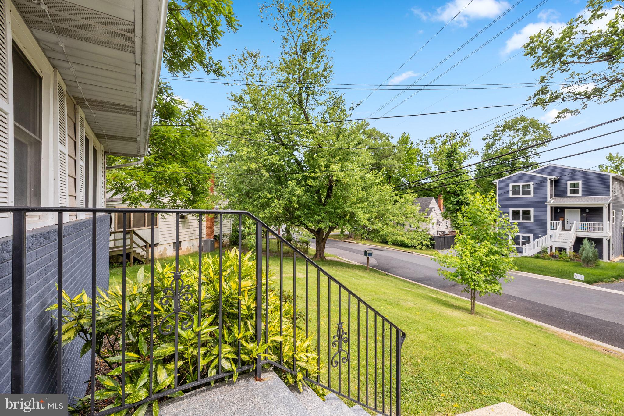 BERWYN HEIGHTS - Residential