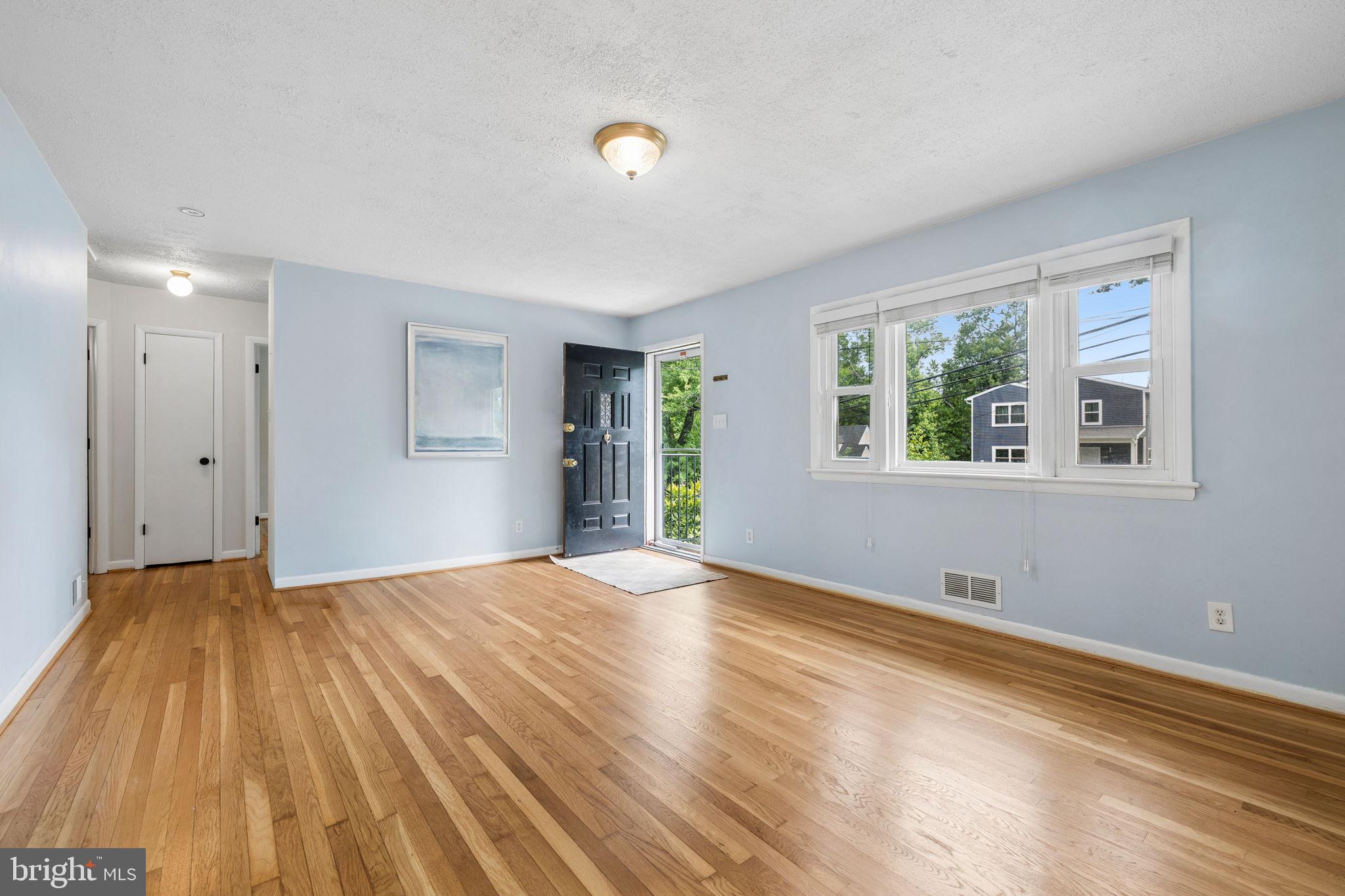 BERWYN HEIGHTS - Residential