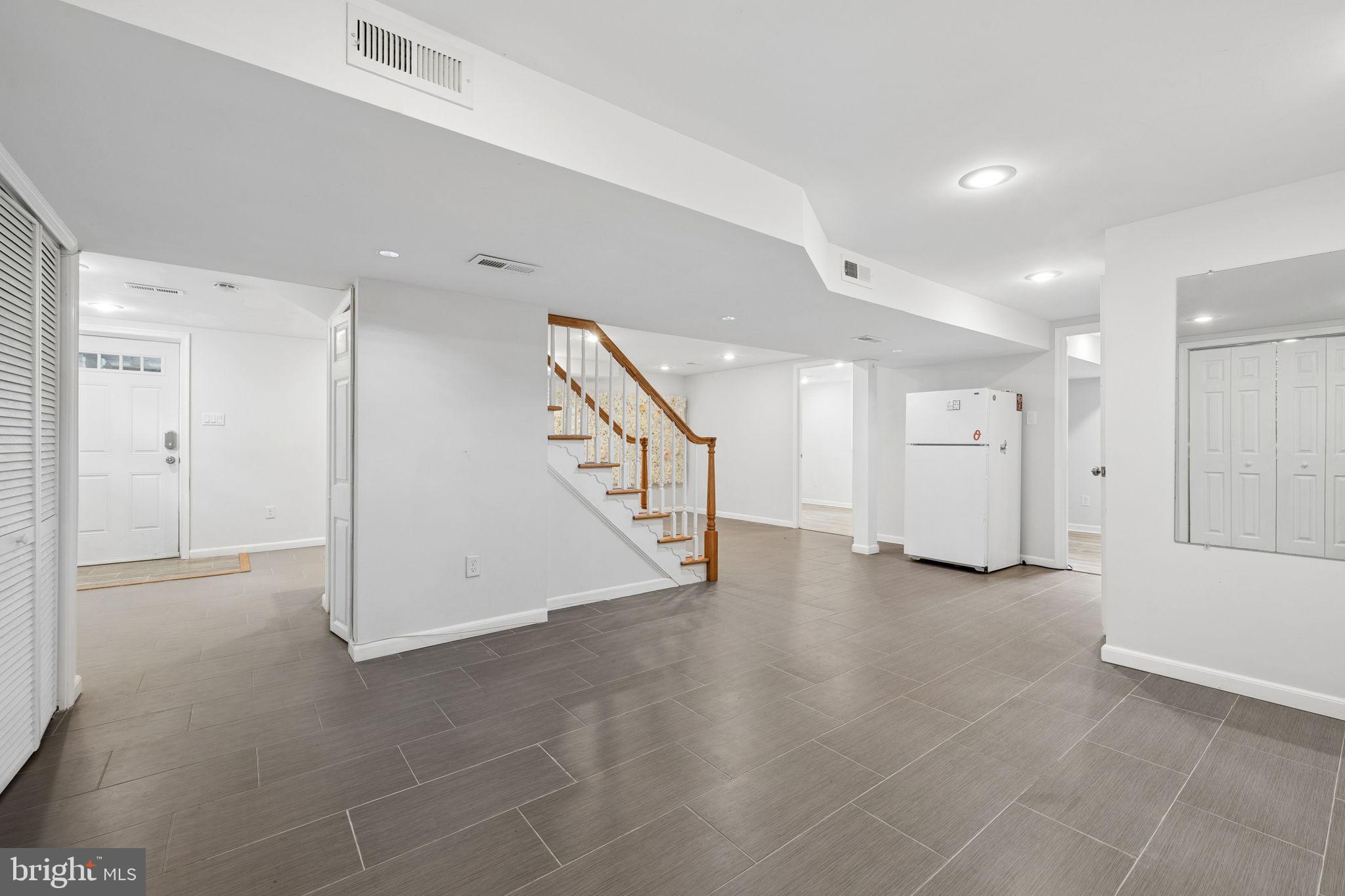 BERWYN HEIGHTS - Residential