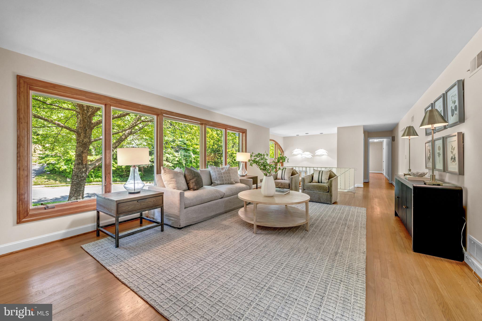 BELLEVUE FOREST - Residential