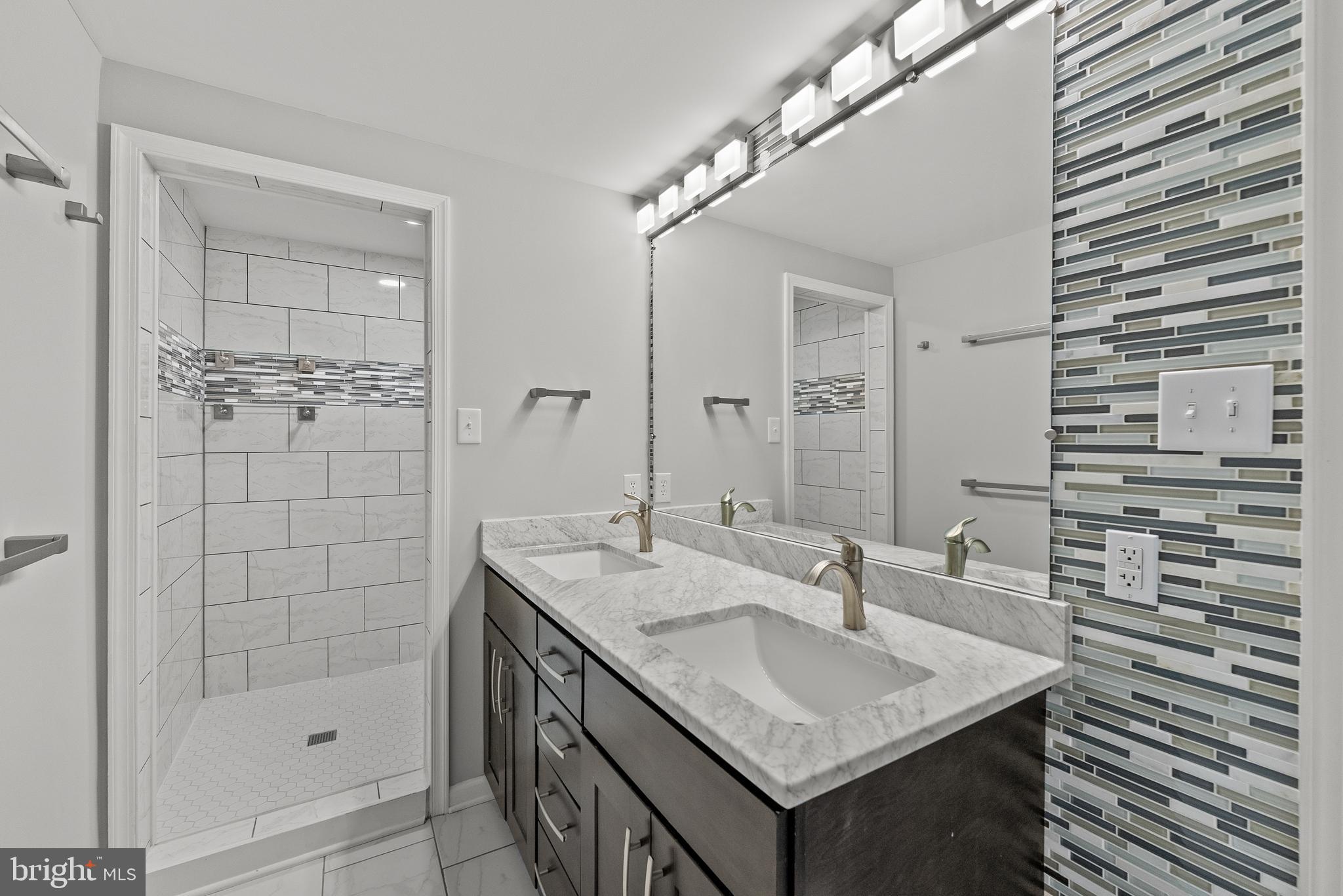 CHERRYDALE - Residential
