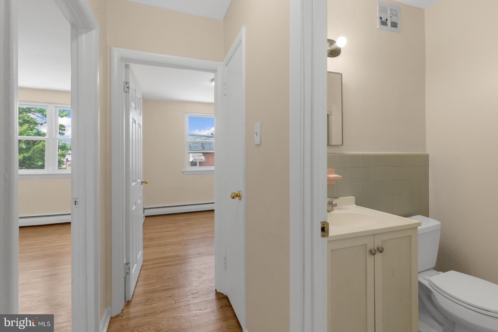 ROXBOROUGH - Residential Lease