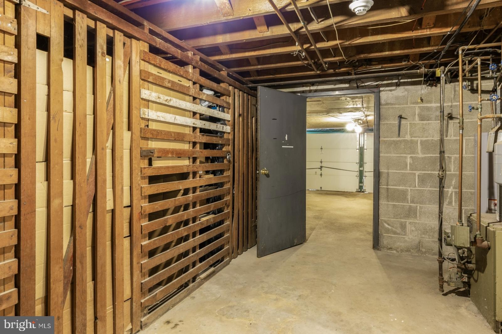 ROXBOROUGH - Residential Lease