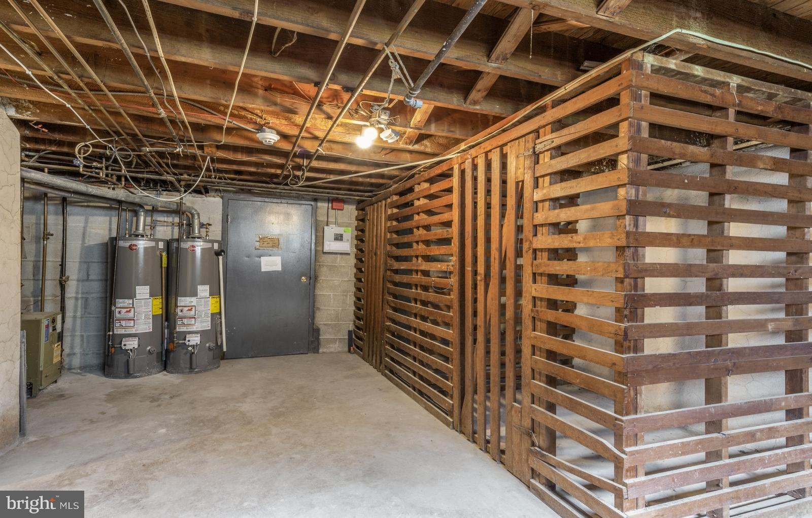 ROXBOROUGH - Residential Lease
