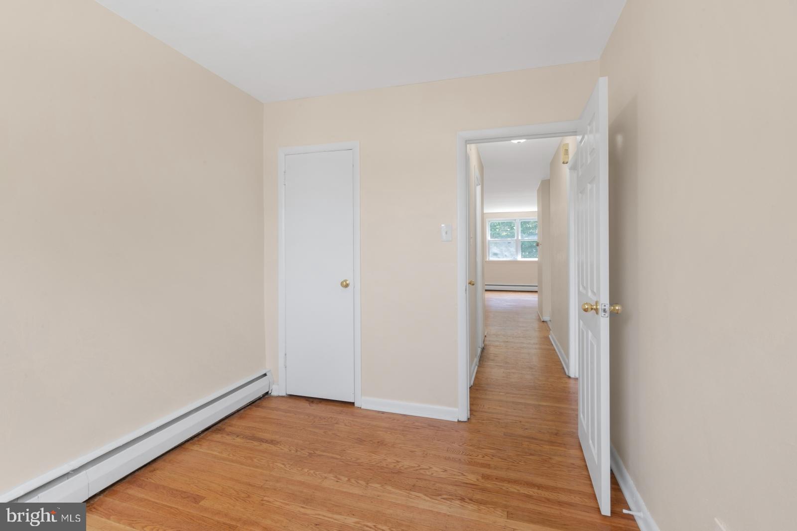 ROXBOROUGH - Residential Lease