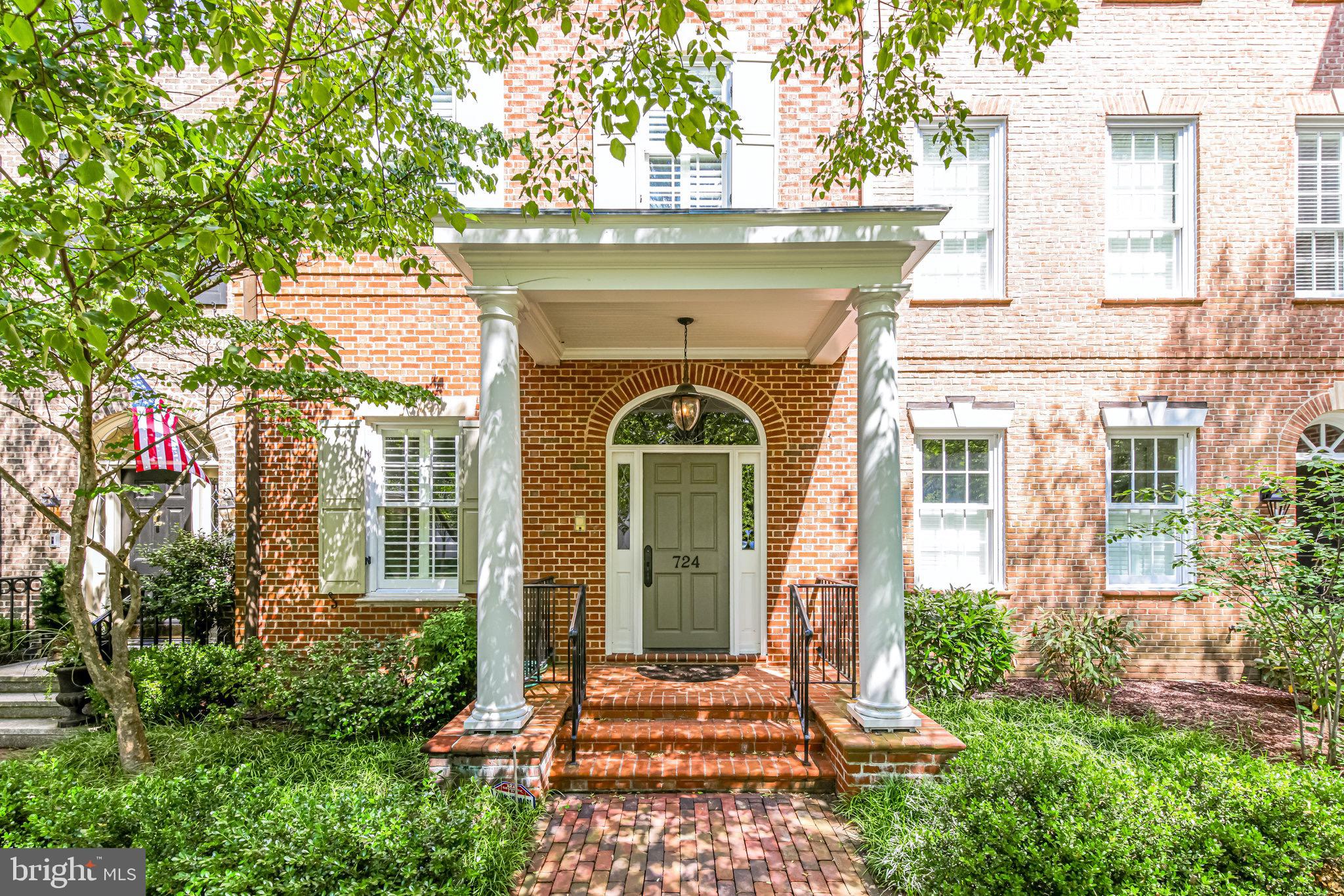 One of the  original and highly sought after "Uniques" in Ford's Landing designed and built by award winning  architect,  Arthur Cotton Moore known  for his modernism featuring baroque details.  This exquisite four bedroom, three and one half bath townhome  features sophisticated columned front porch and incredible detailing throughout the residence.   A full bathroom on the first level for guests to use or an exercise area or an office.   A unique  barrel vaulted ceiling covers the formal dining area.  A Sub-Zero refrigerator and professional appliances adorn the chef's kitchen as well  two pantries.  Watch your favorite cook while you relax in the sitting room off  the kitchen.   Dine al fresco with your guests and grill on your oversized sunny terrace with a river view.   The oversized primary suite features  double vanities, soaking tub and large walk in custom closet.  Steps to the Mt. Vernon biking and running  trail,  the Ford's Landing boardwalk, and six blocks to King Street in historic Old Town Alexandria, this home has it all!