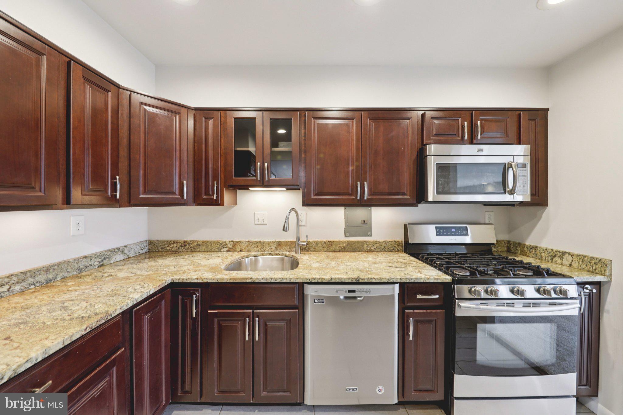 AMERICANA FINMARK - Residential