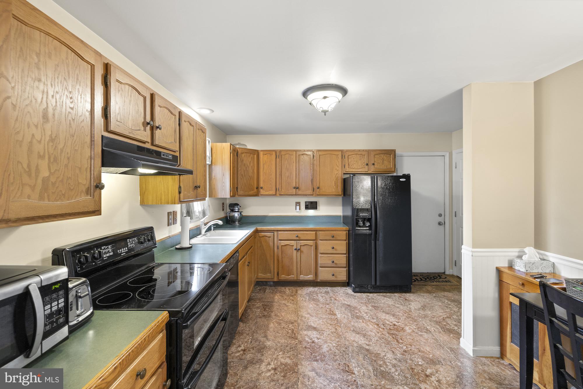 LOCUST POINT - Residential