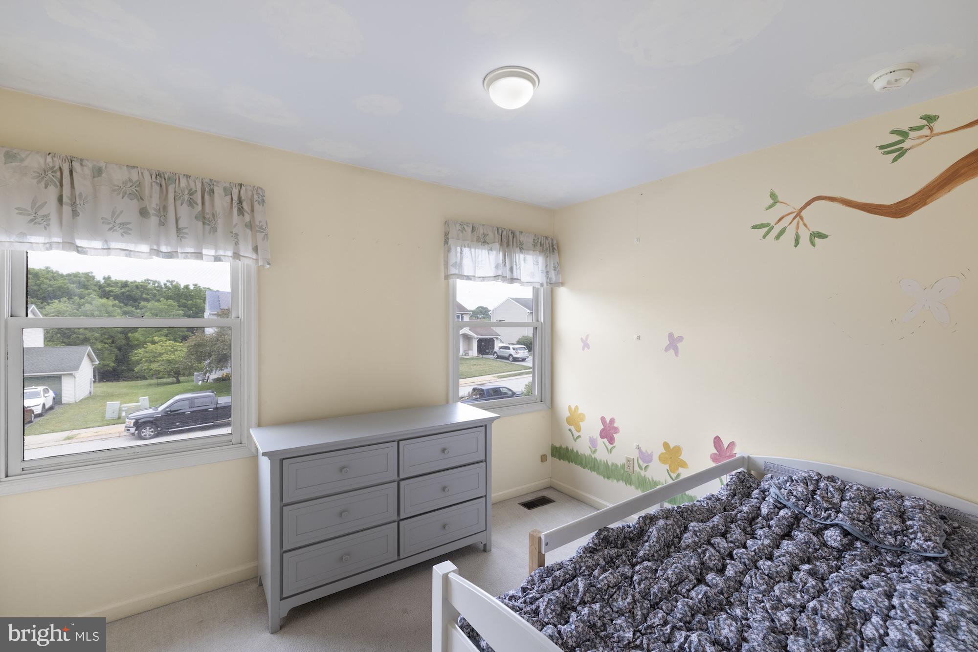 LOCUST POINT - Residential