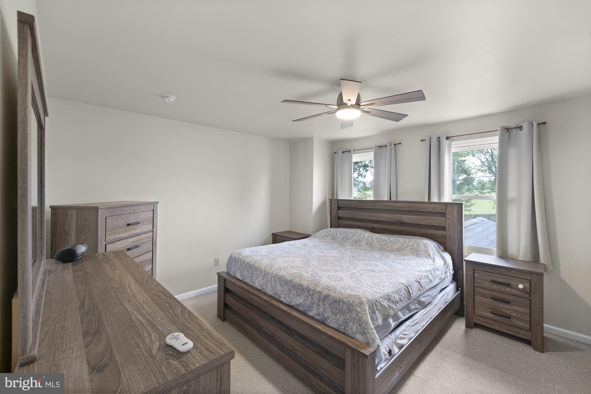 LOCUST POINT - Residential