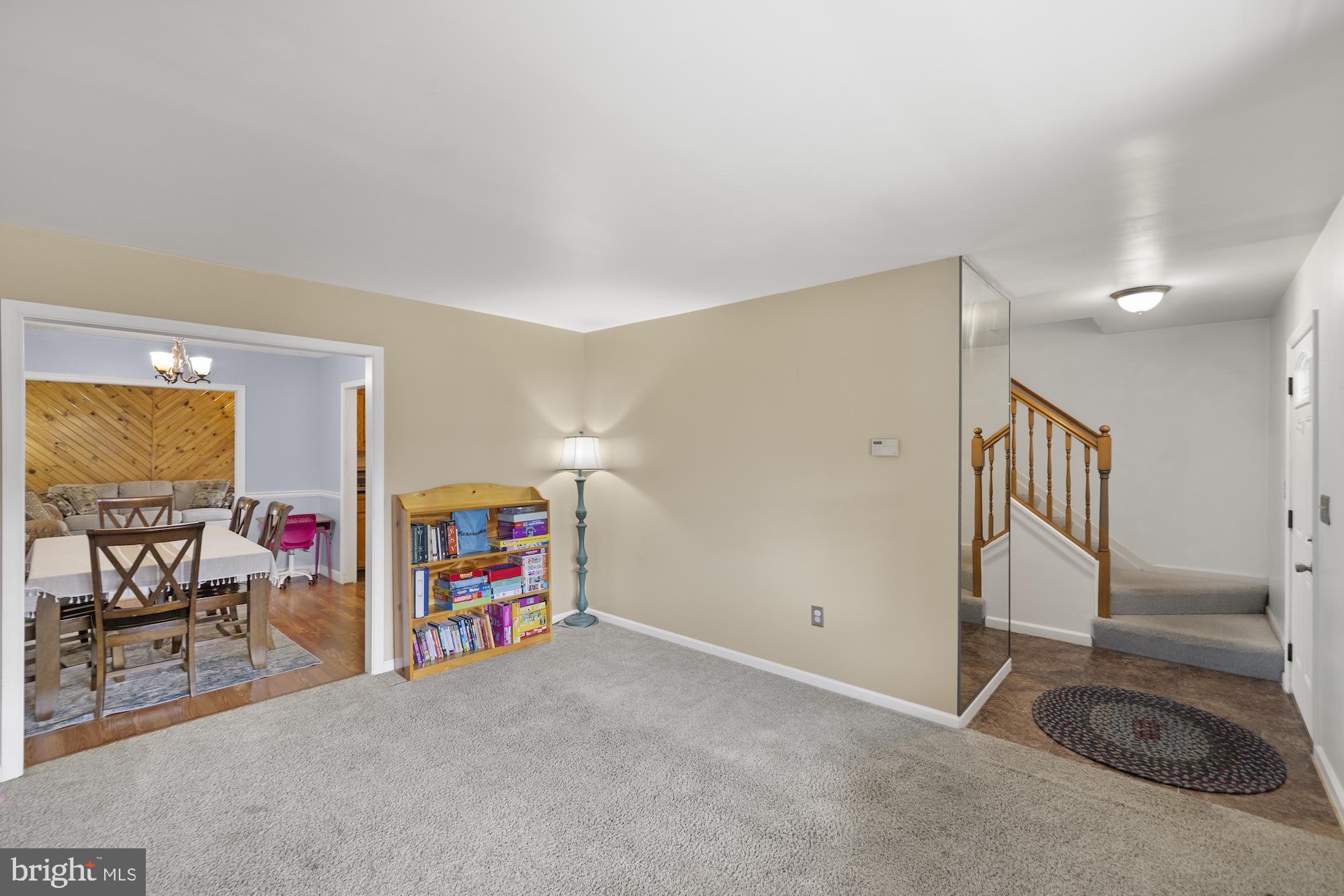 LOCUST POINT - Residential