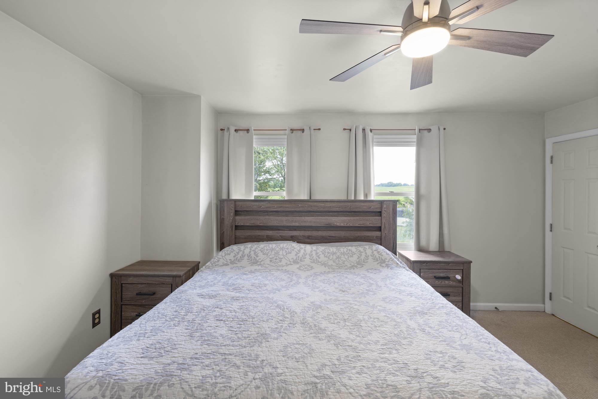 LOCUST POINT - Residential