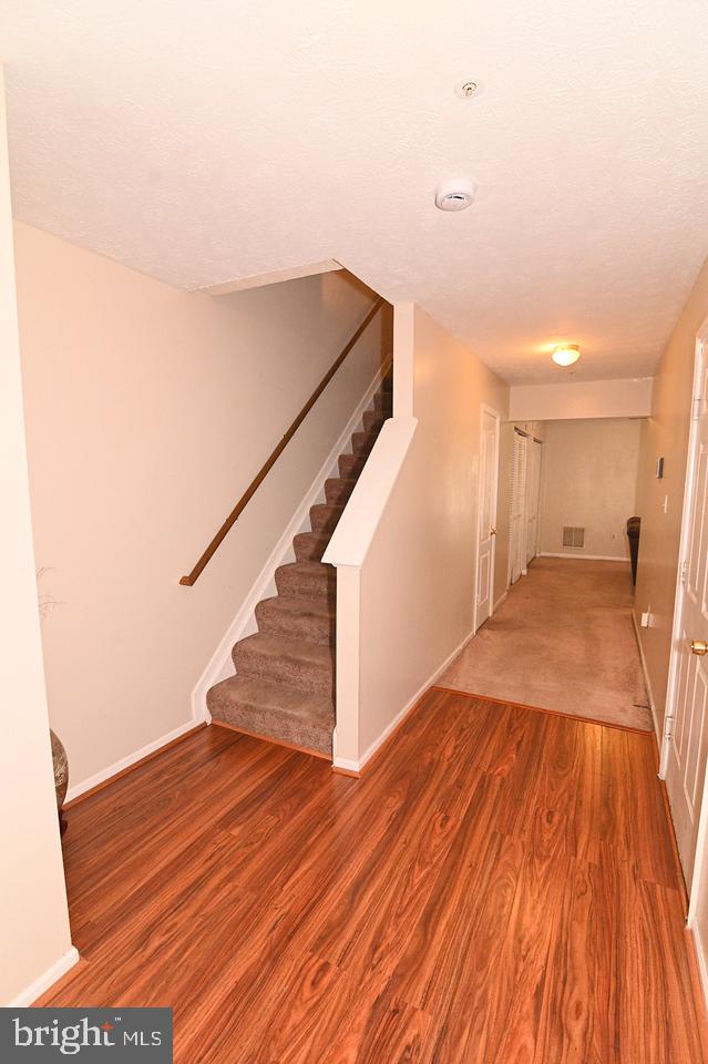 SOUTH HAMPTON - Residential