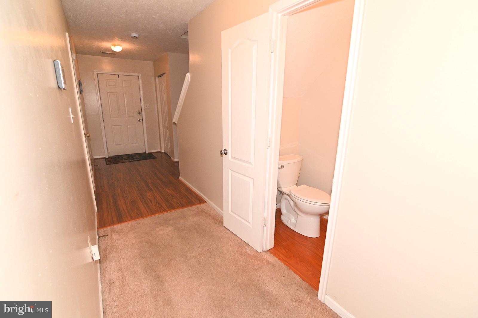 SOUTH HAMPTON - Residential