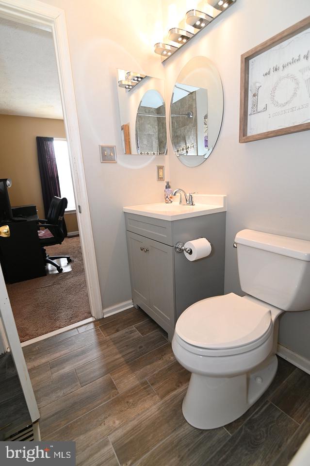 SOUTH HAMPTON - Residential