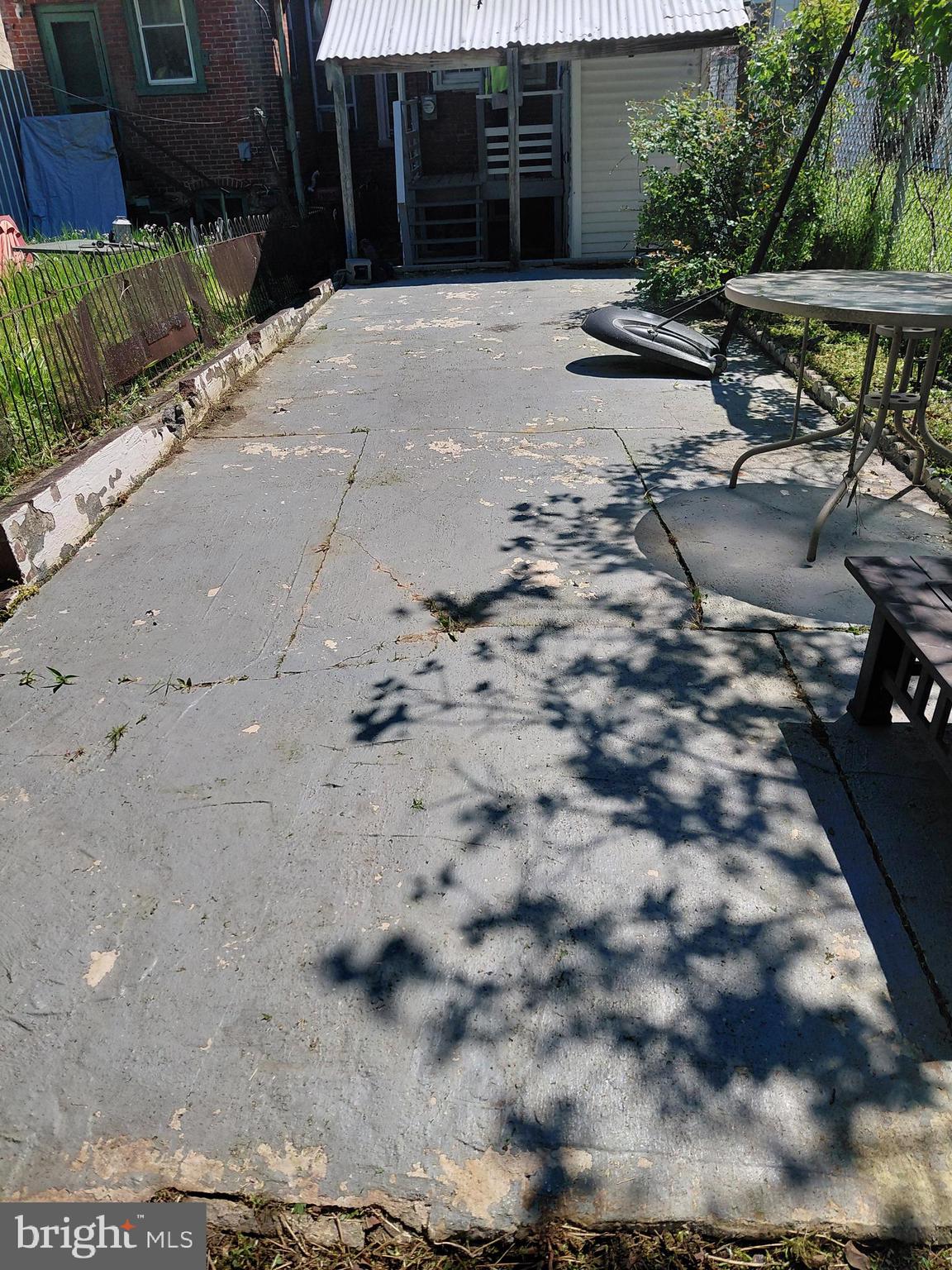 Well maintained 4 bedroom 2 bath home available on a quiet block of North American St. Huge backyard, great for gardening and entertaining.