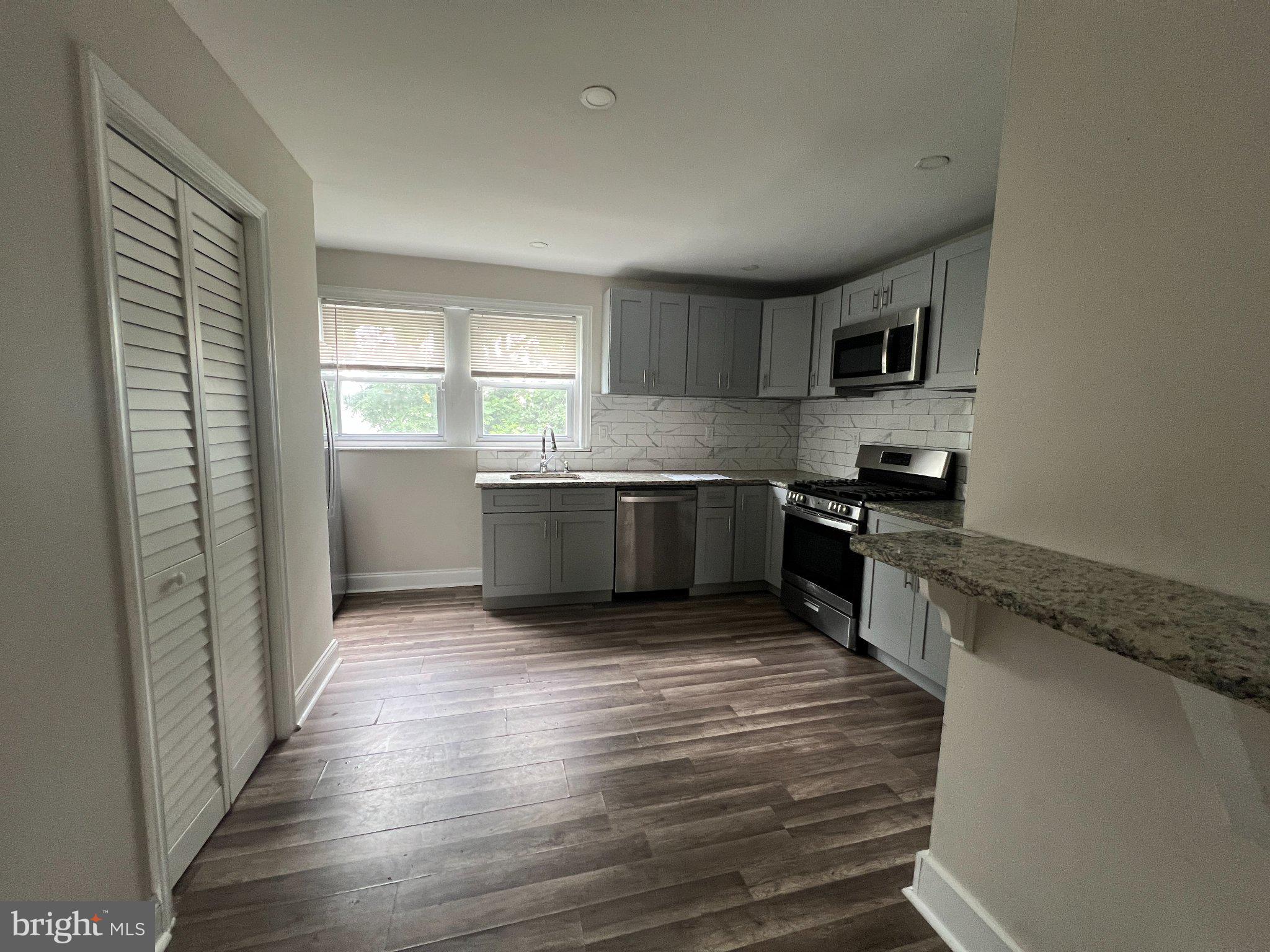 COLLINGDALE - Residential