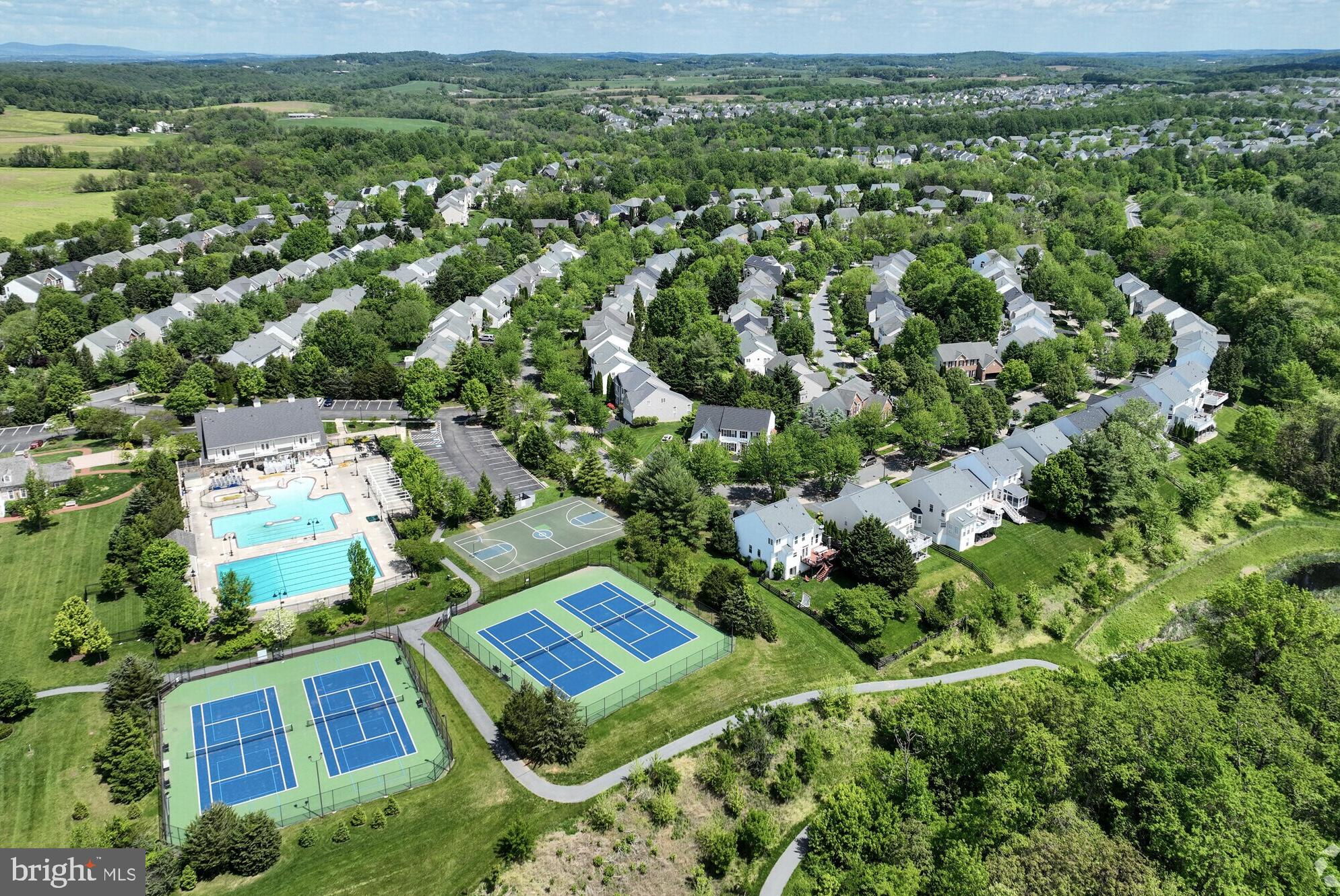 VILLAGES OF URBANA - Residential