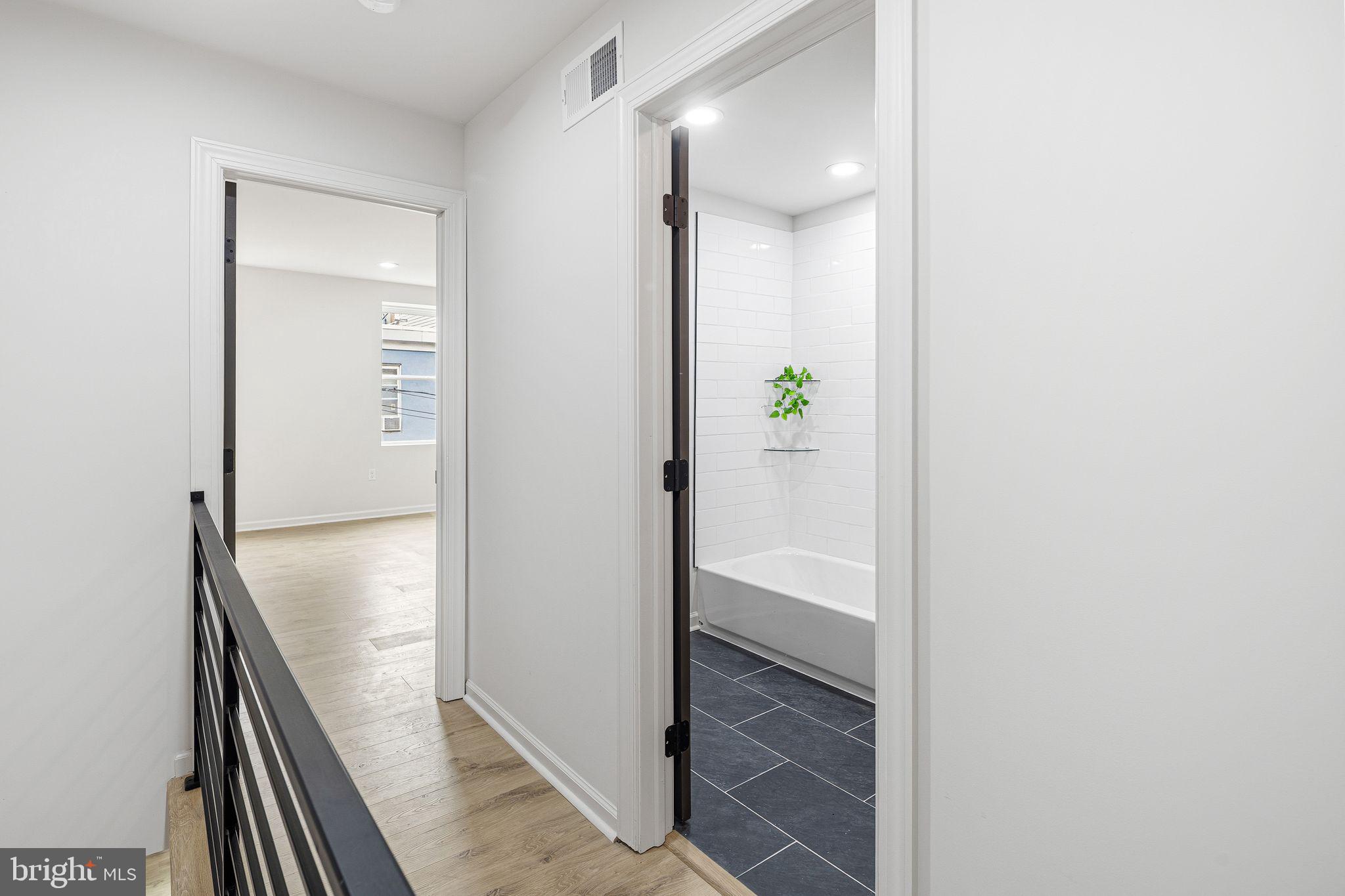 POINT BREEZE - Residential