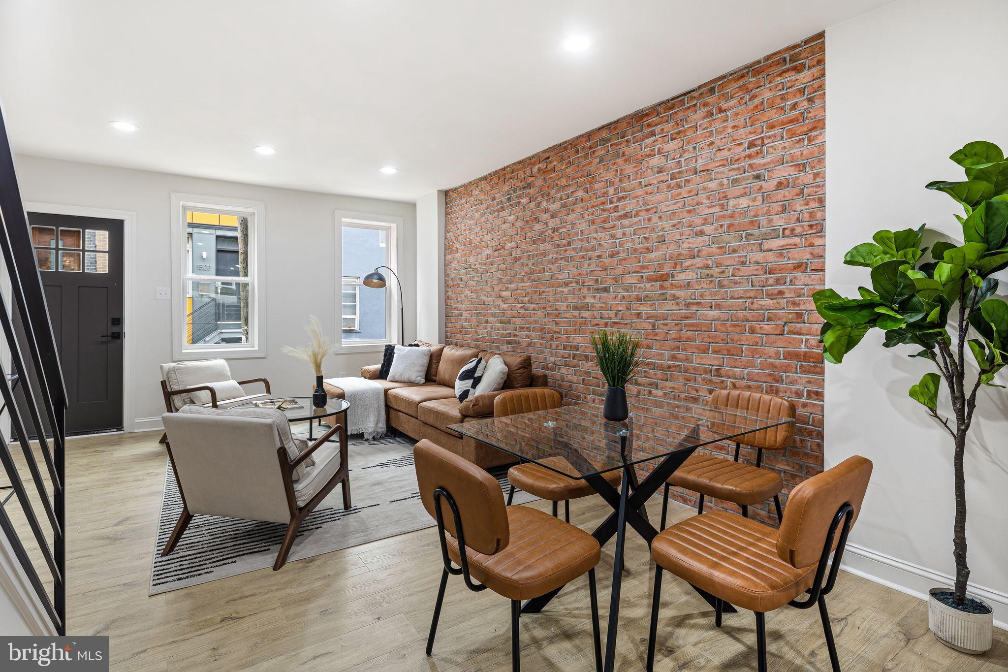 POINT BREEZE - Residential