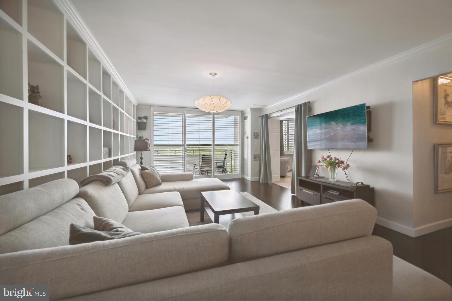THE KENWOOD - Residential
