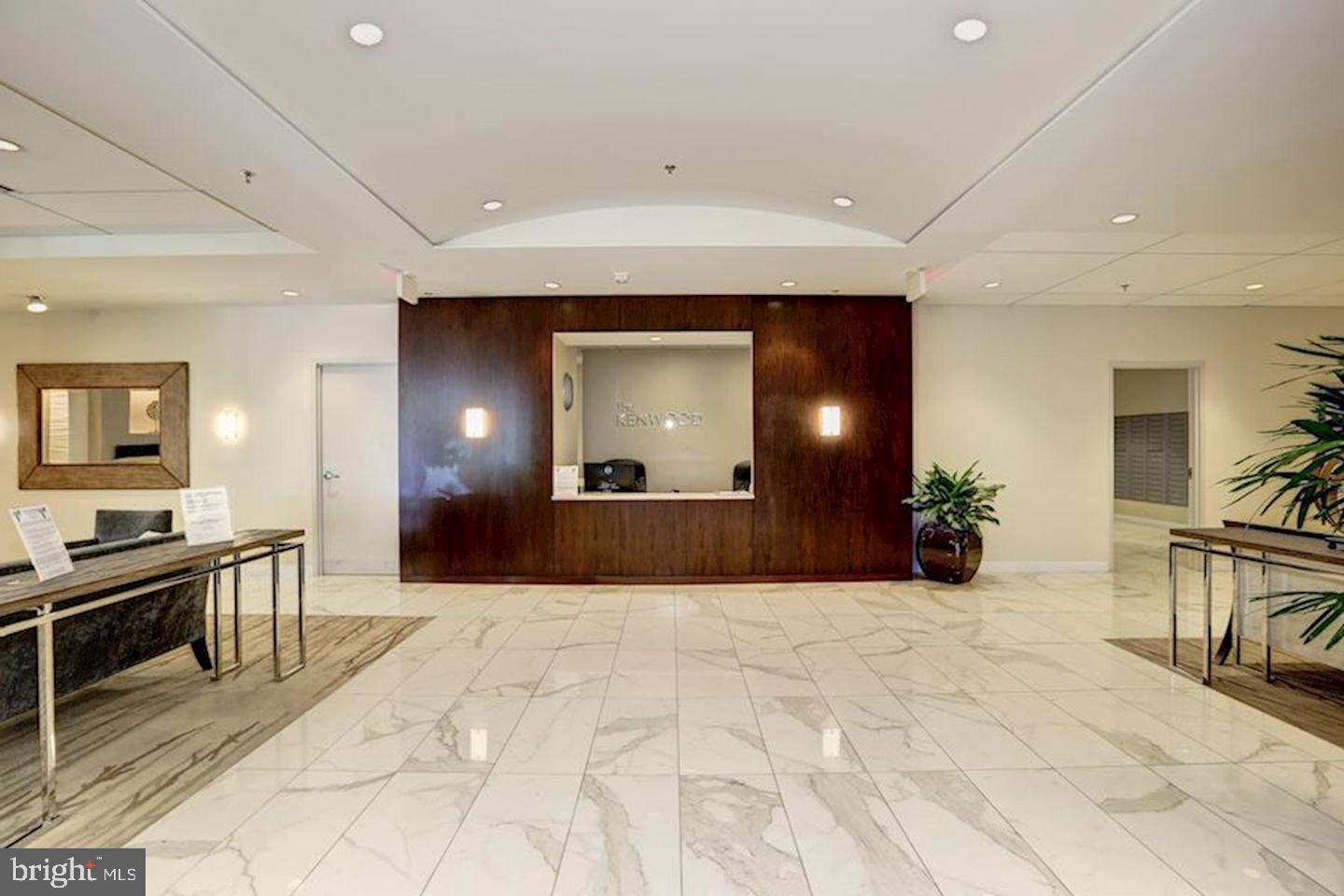 THE KENWOOD - Residential