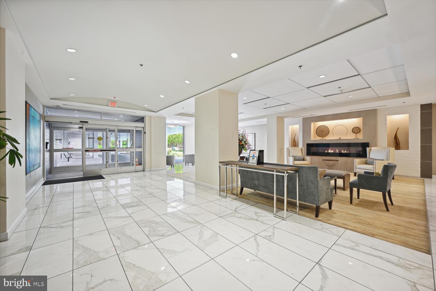 THE KENWOOD - Residential