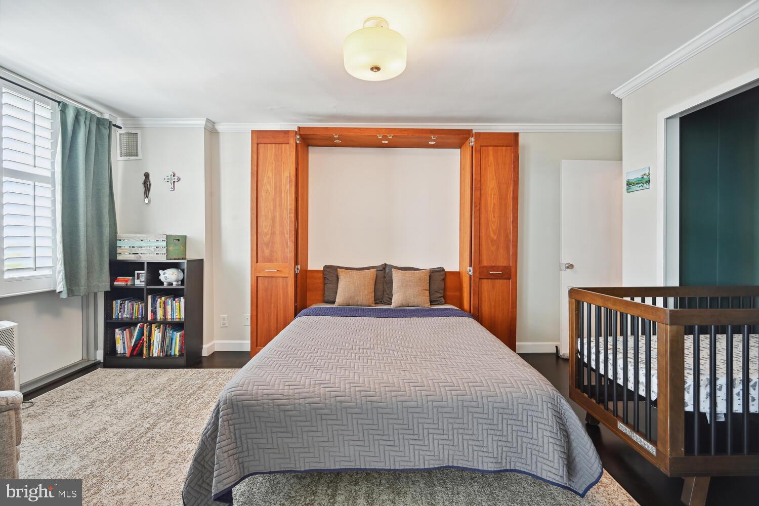 THE KENWOOD - Residential