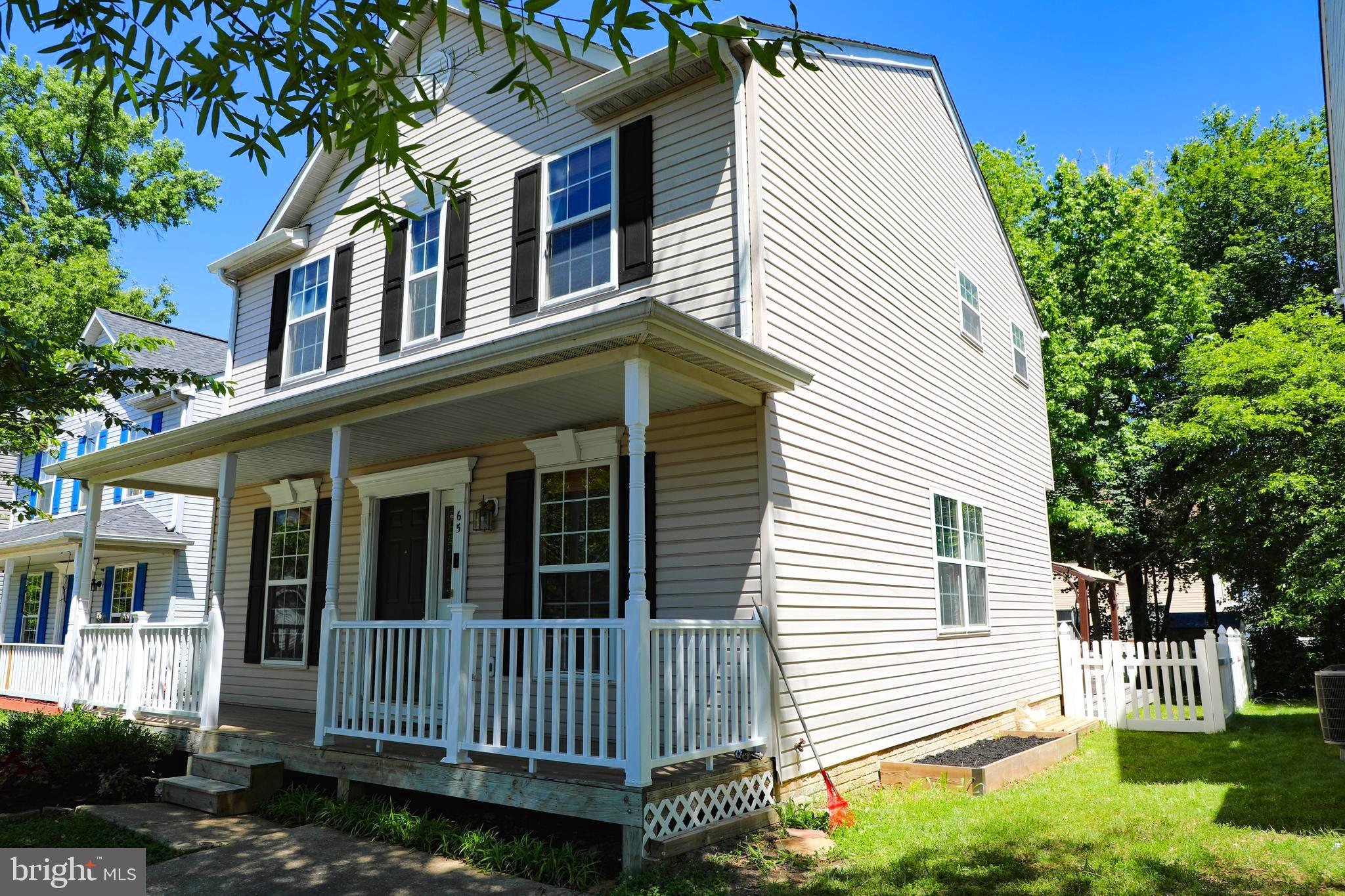 GRANDE VIEW PARK - Residential