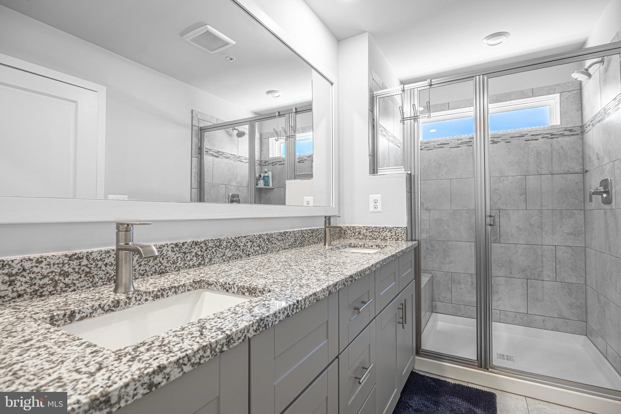 TANYARD SHORES - Residential