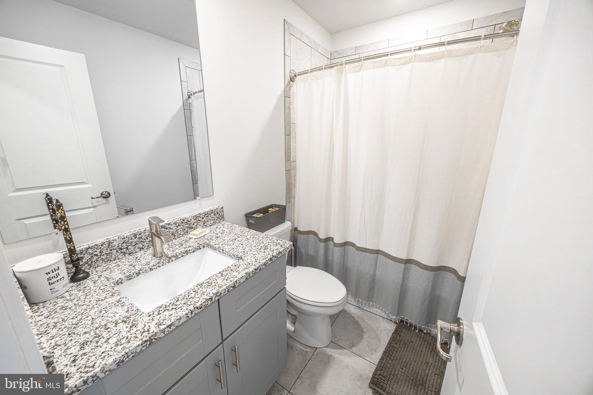TANYARD SHORES - Residential