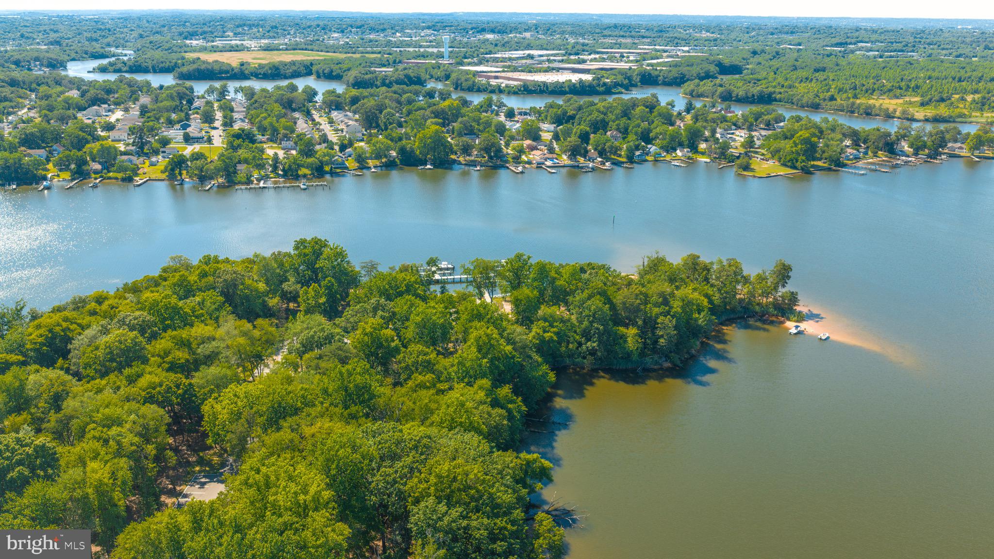 TANYARD SHORES - Residential