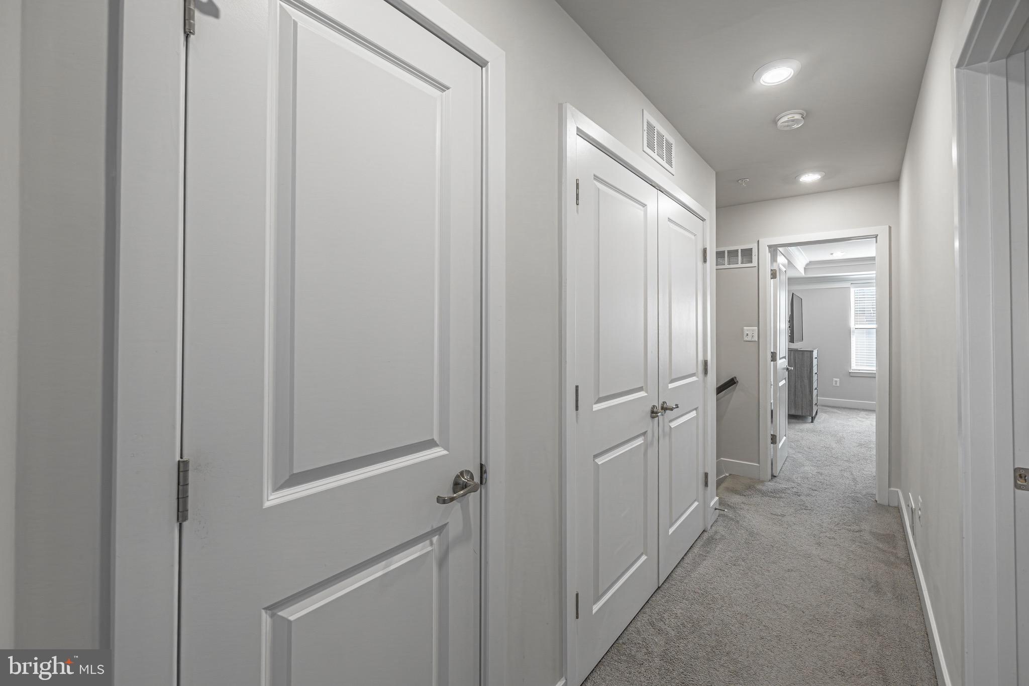 TANYARD SHORES - Residential