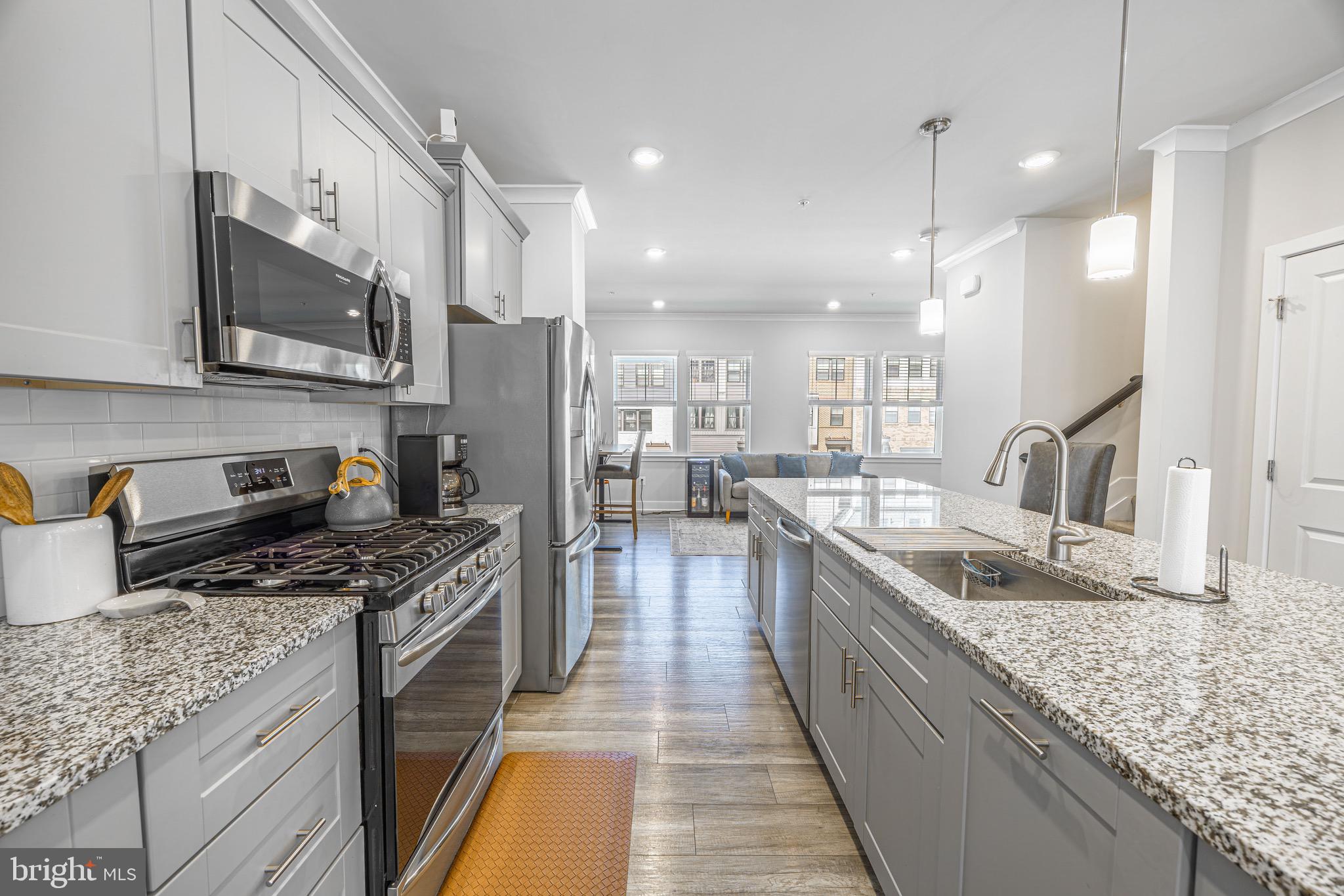 TANYARD SHORES - Residential