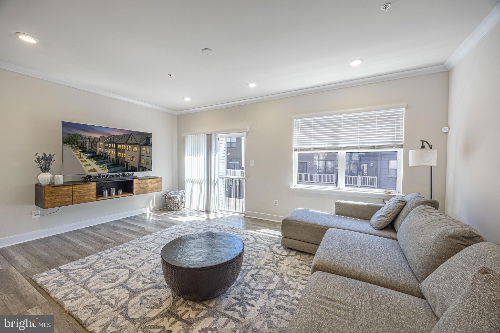TANYARD SHORES - Residential