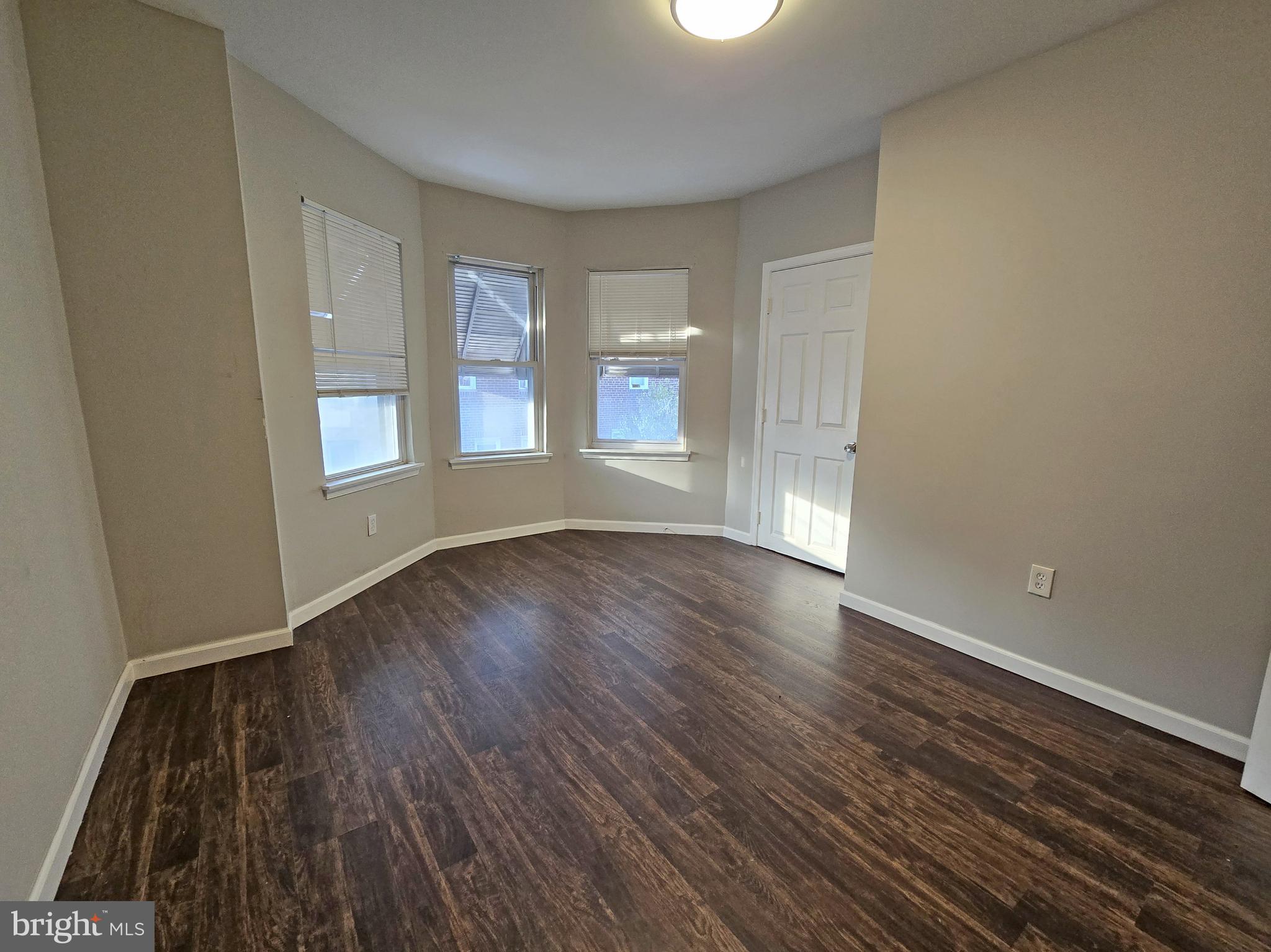 PORT RICHMOND - Residential