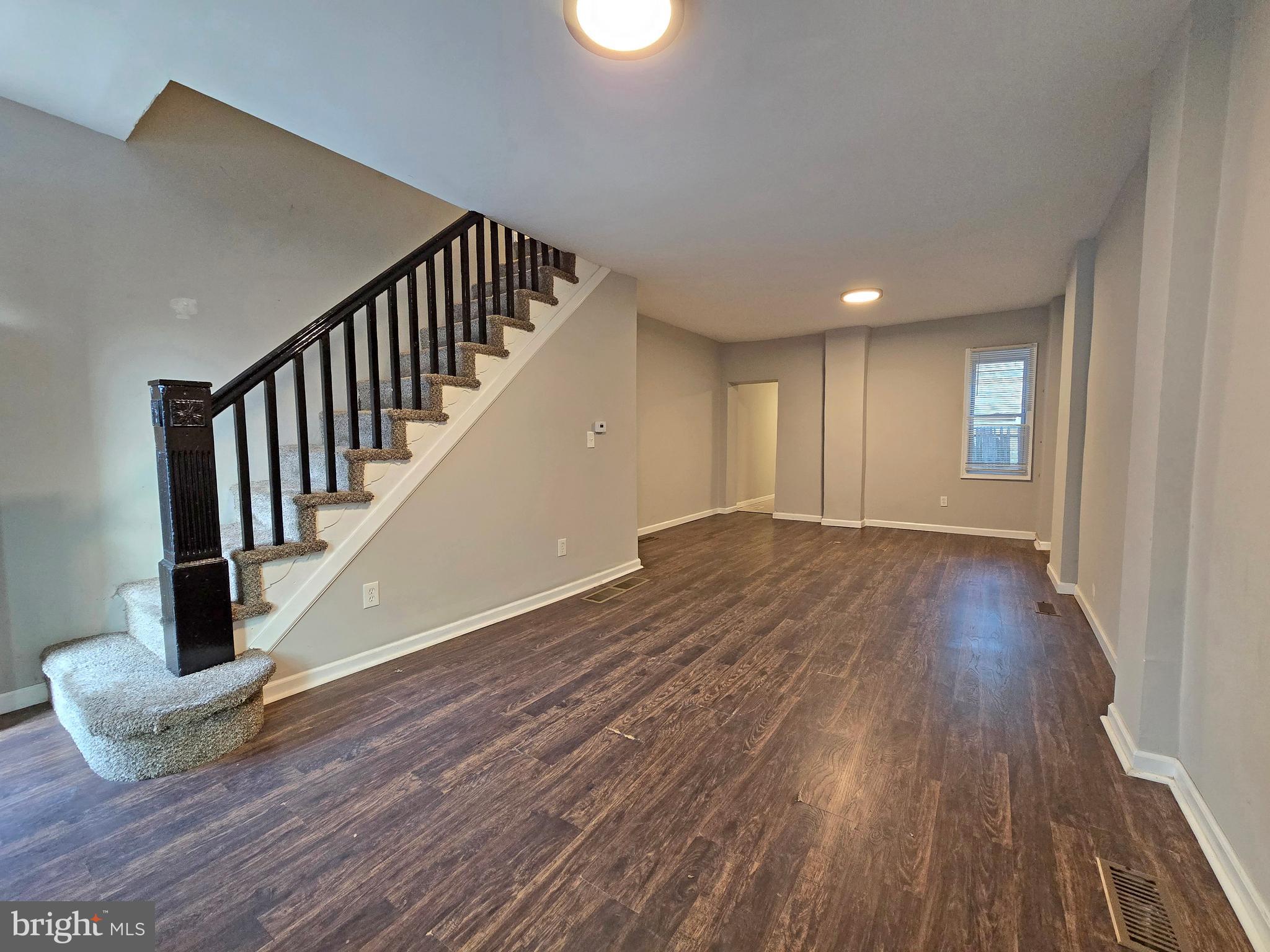 PORT RICHMOND - Residential
