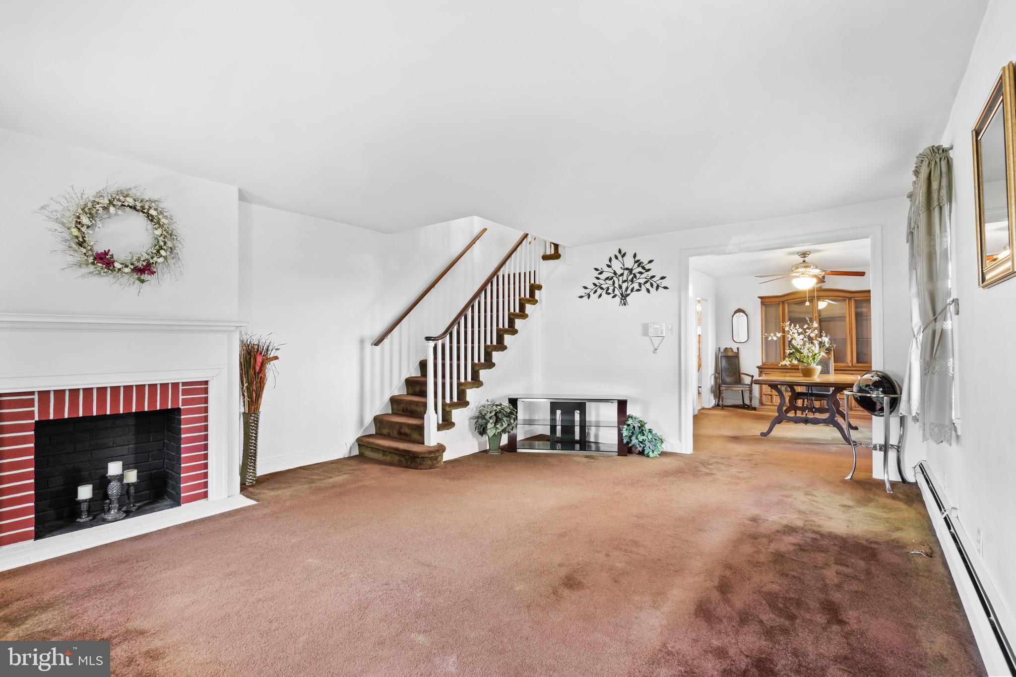 PENN WYNNE - Residential