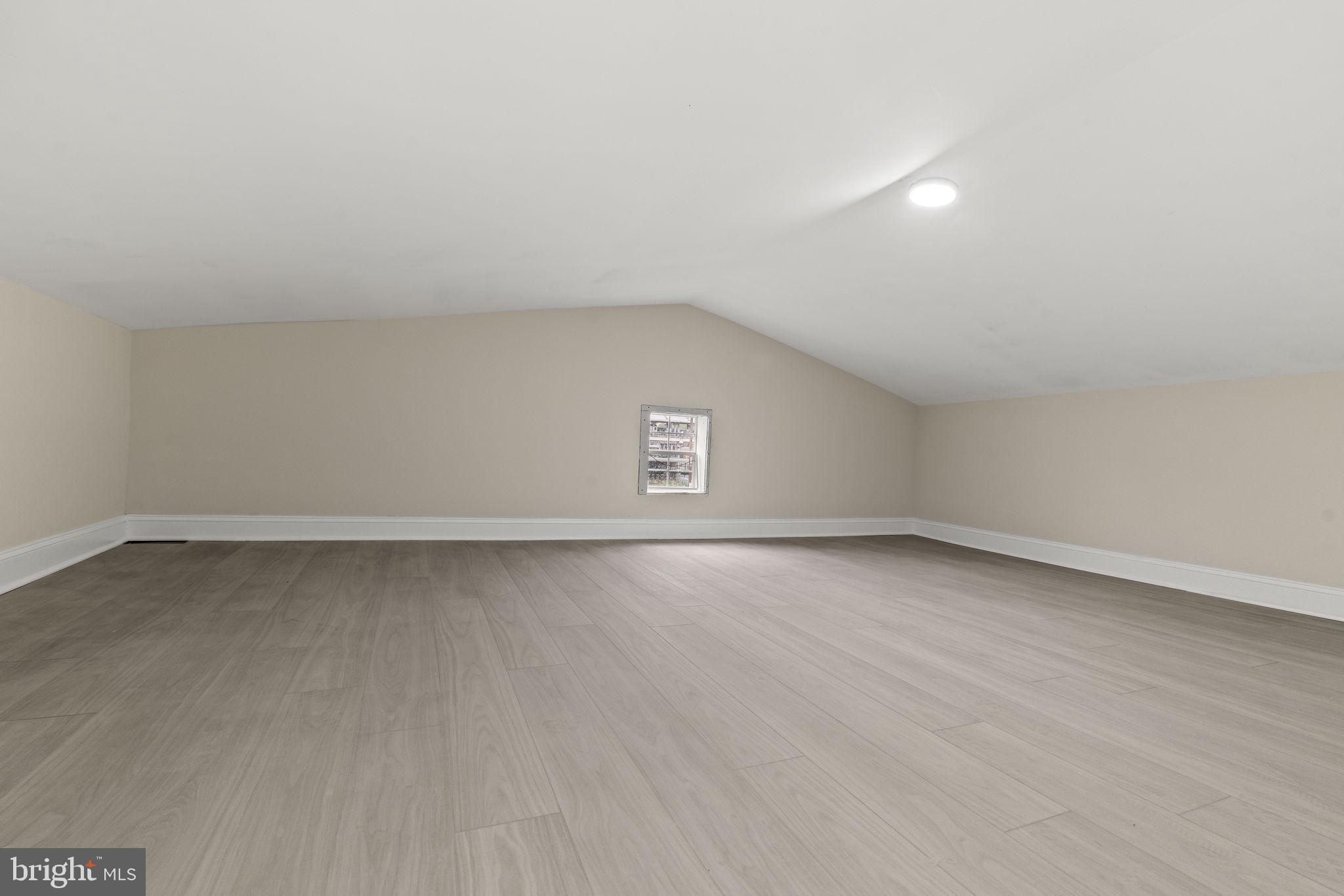 FRANKFORD - Residential