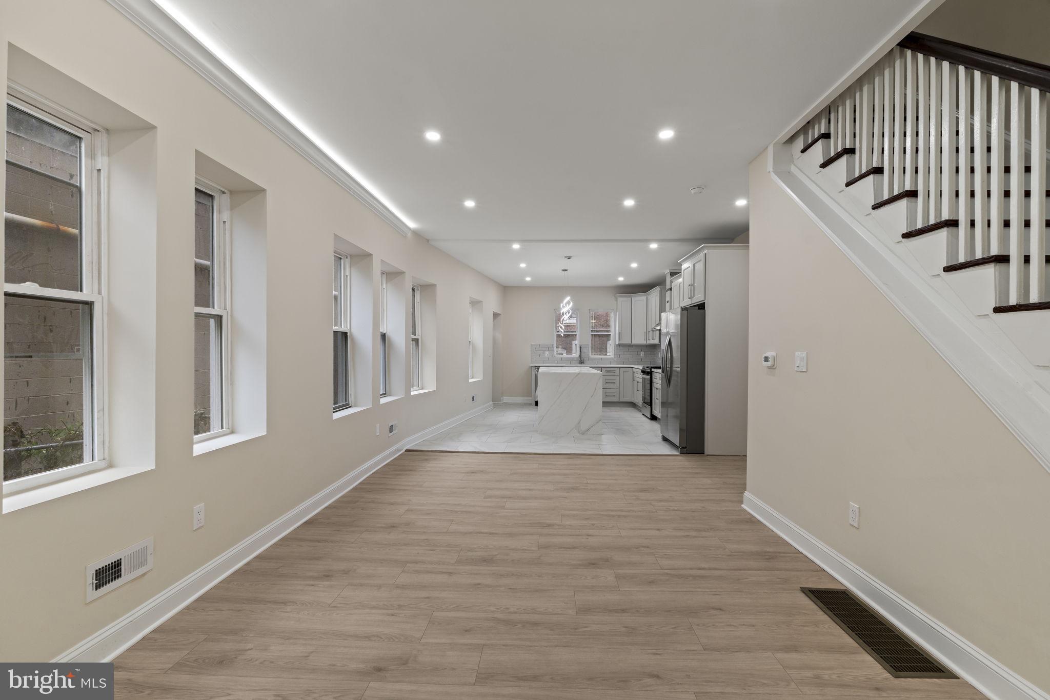 FRANKFORD - Residential