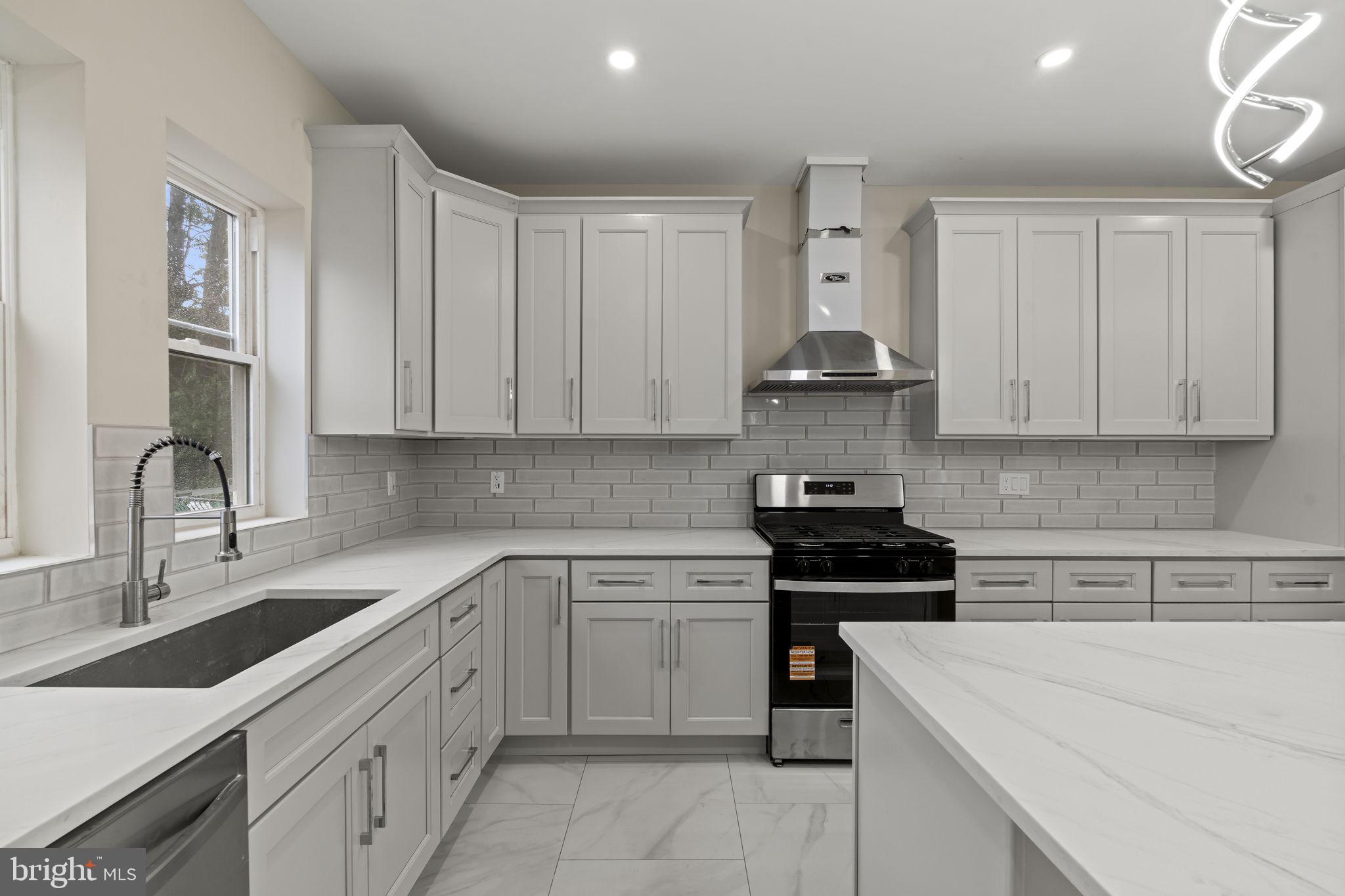 FRANKFORD - Residential