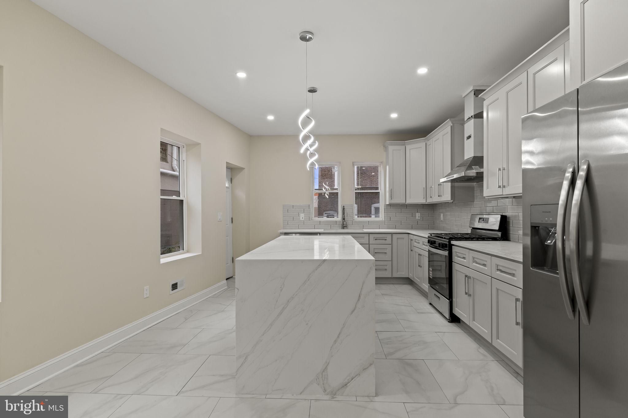 FRANKFORD - Residential