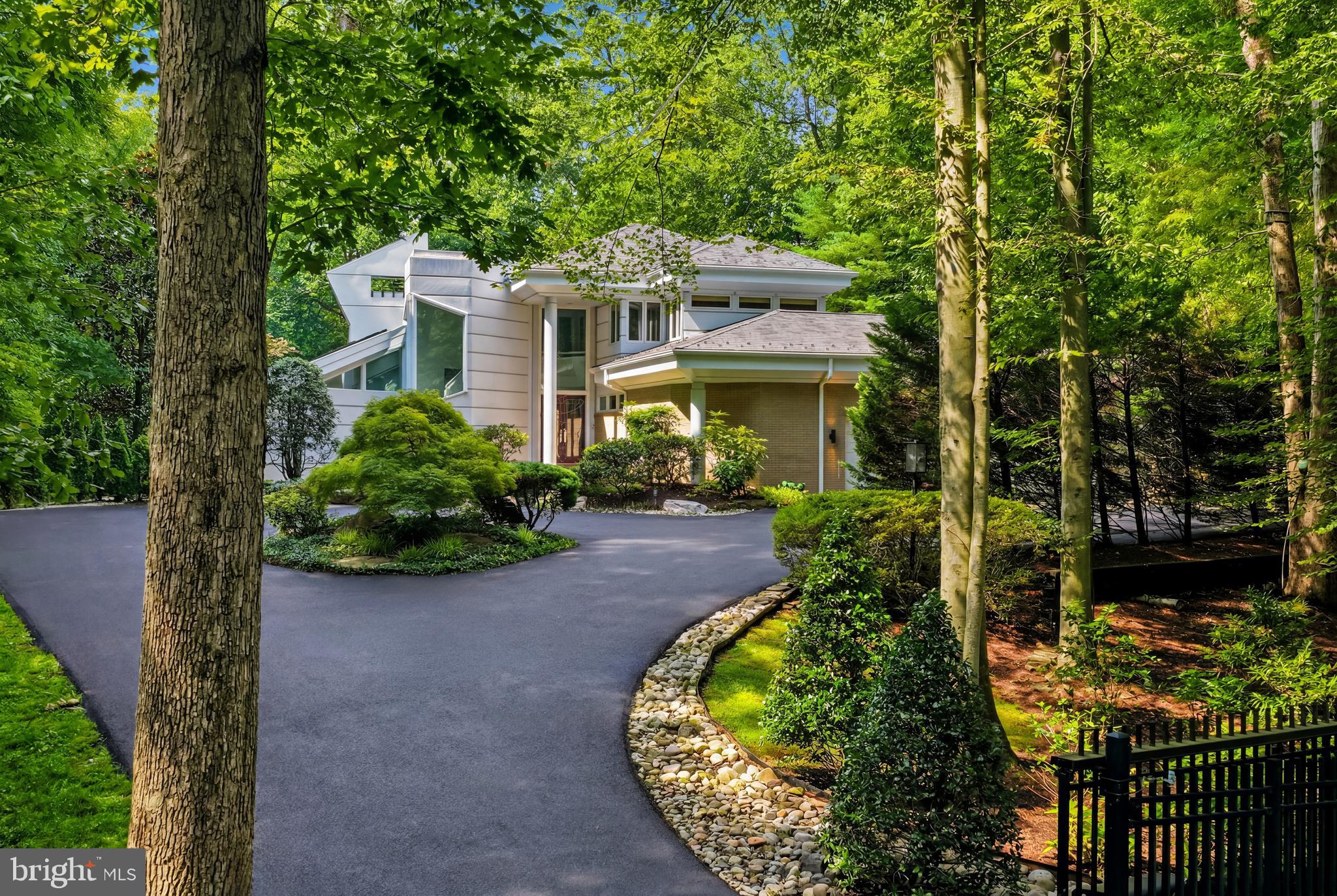 POTOMAC OUTSIDE - Residential