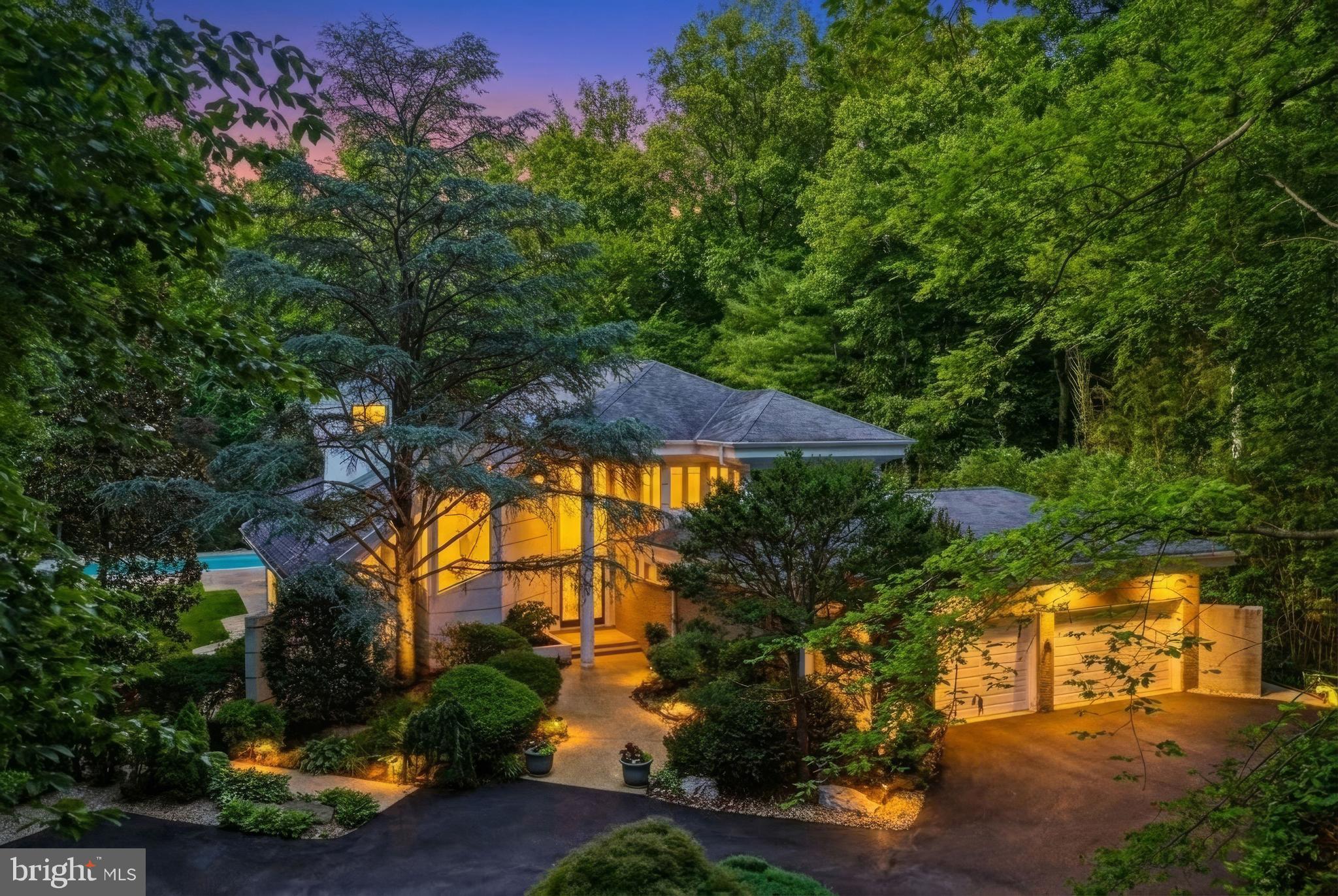 POTOMAC OUTSIDE - Residential